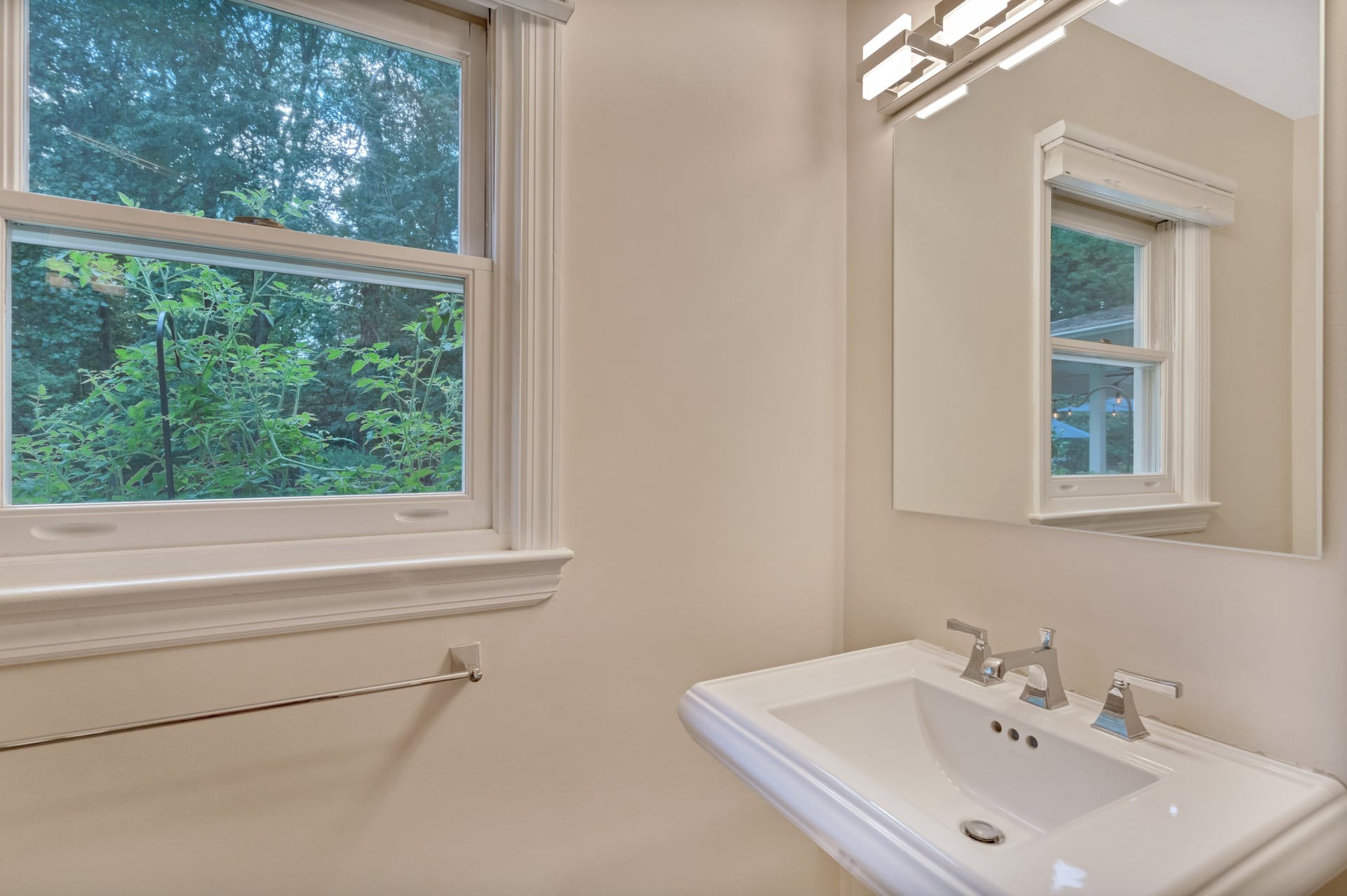 34 Woodside Road