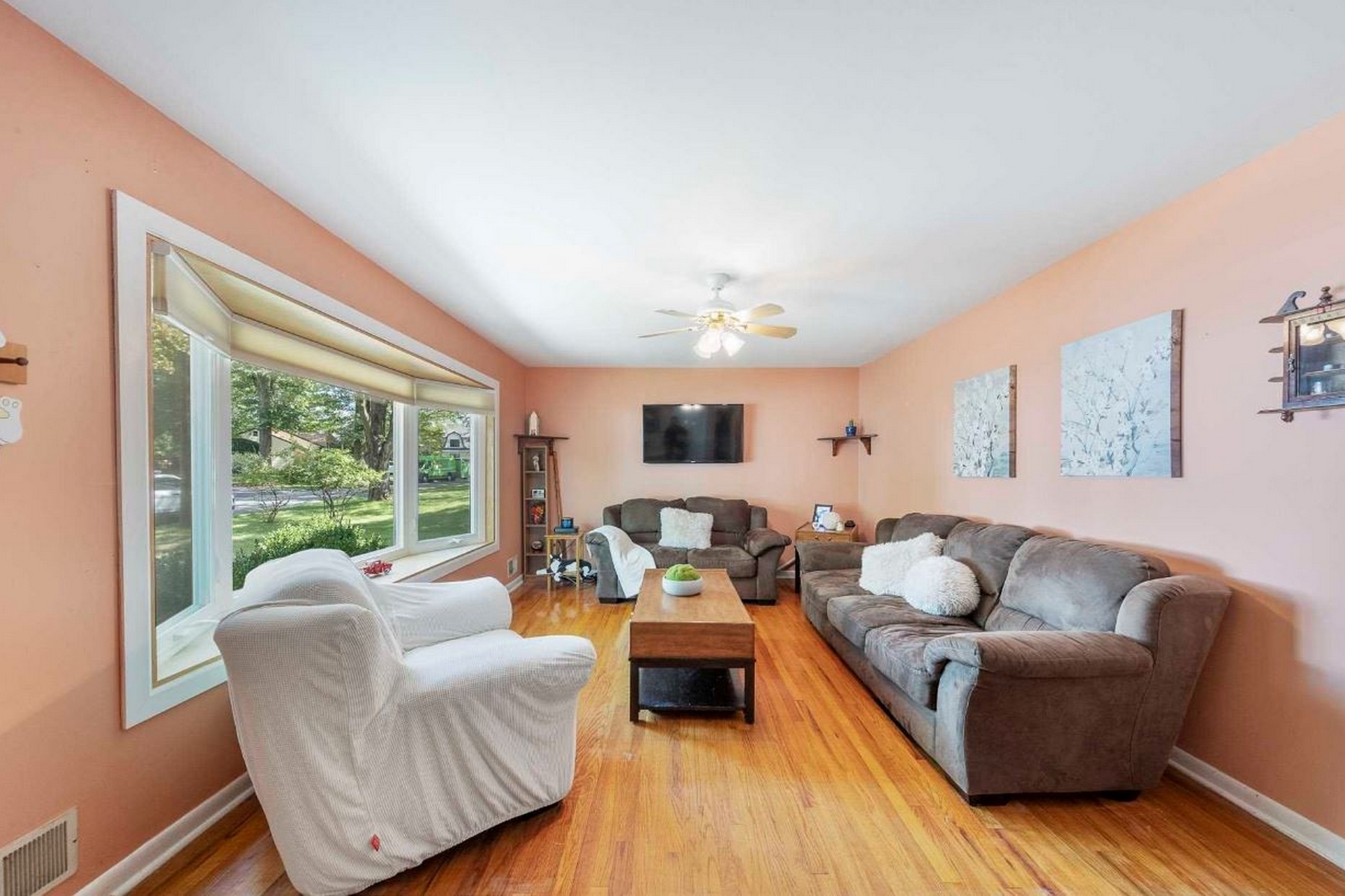14 Meadow Ct