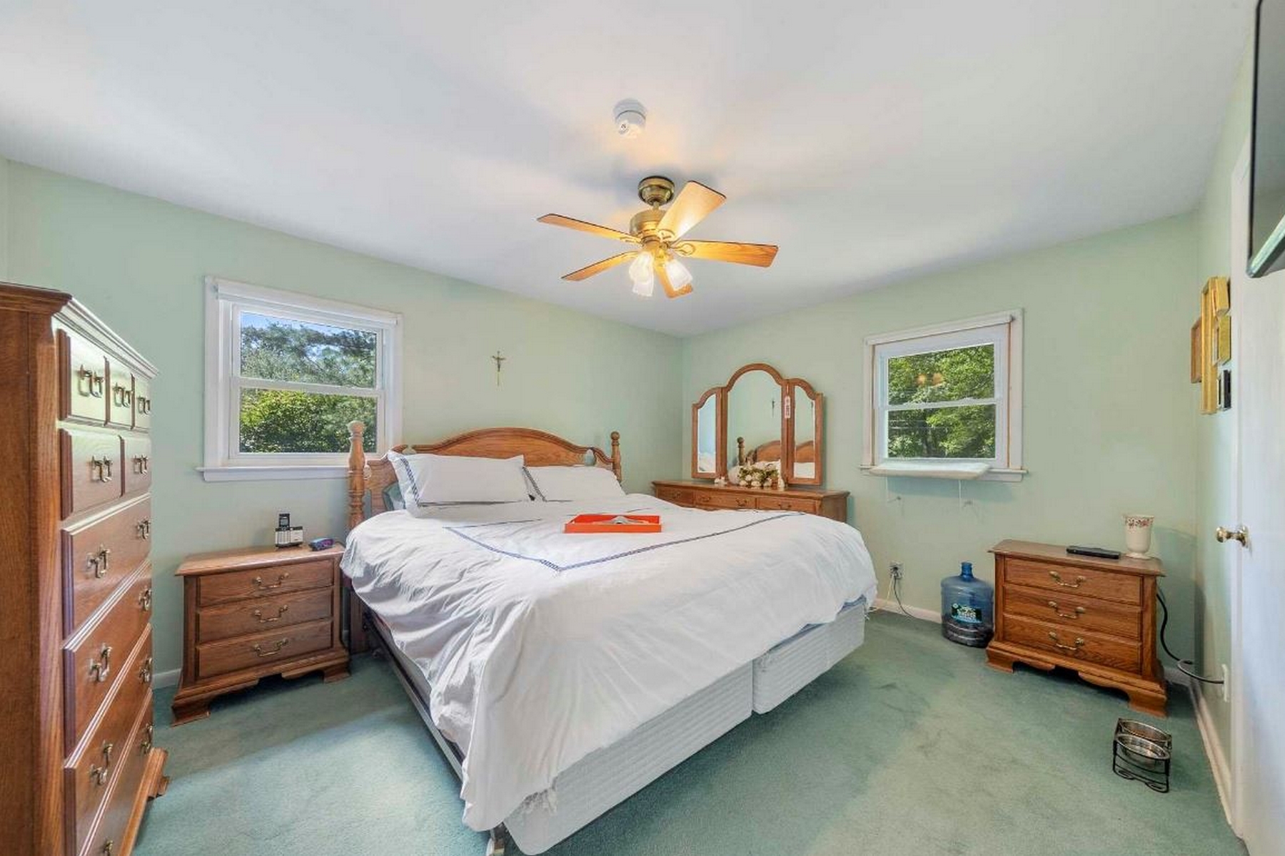 14 Meadow Ct