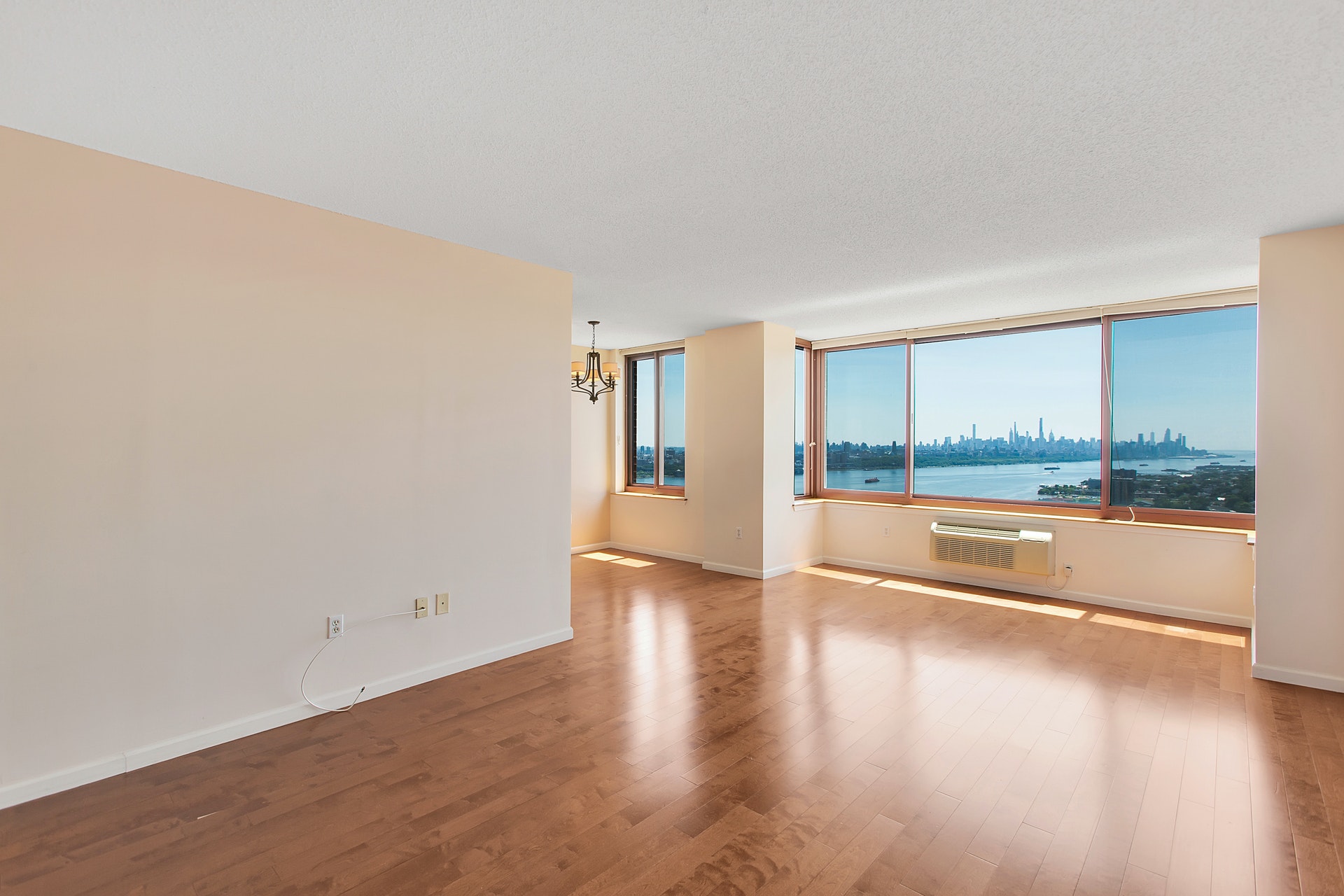100 Old Palisade Rd, Unit 2807