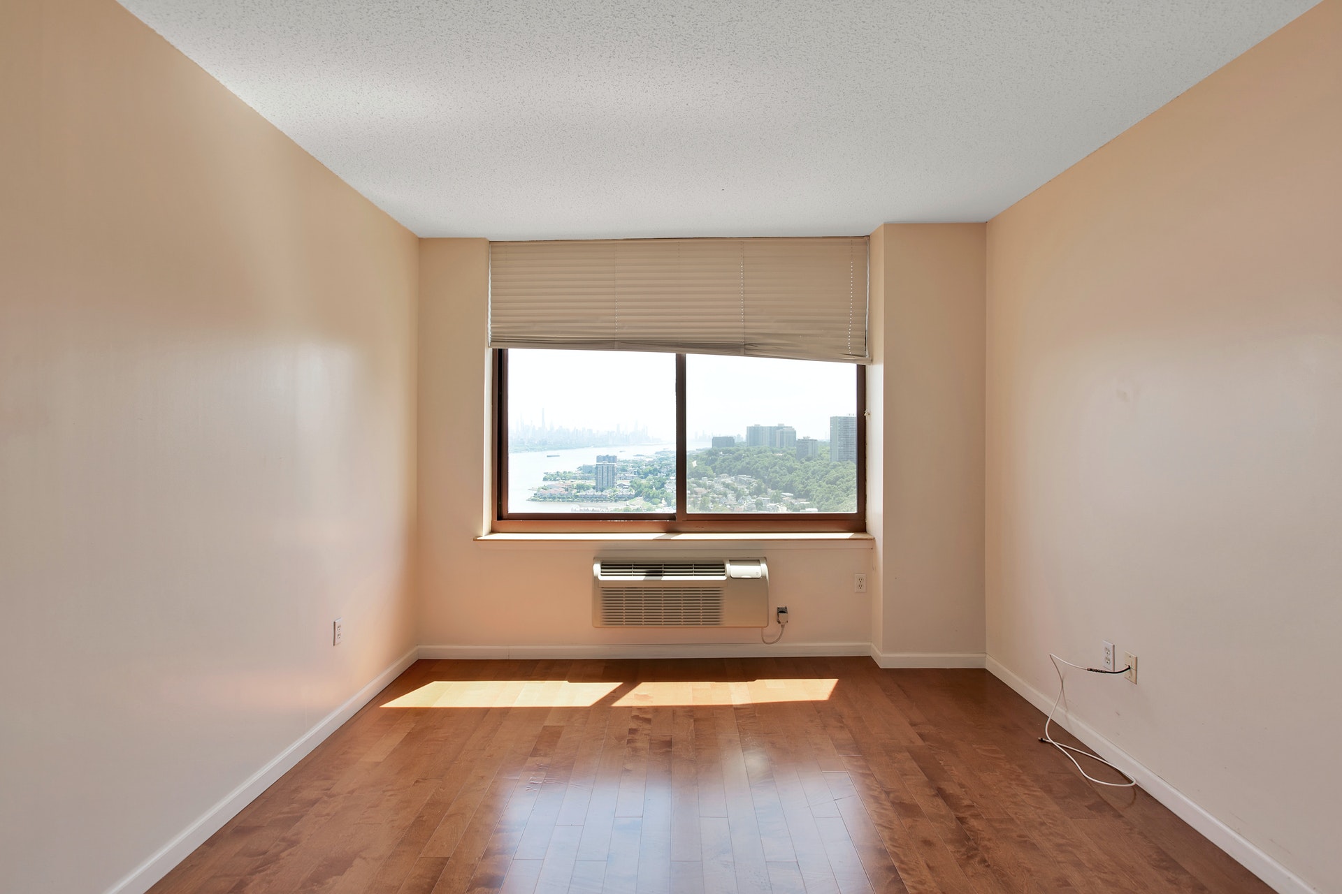 100 Old Palisade Rd, Unit 2807