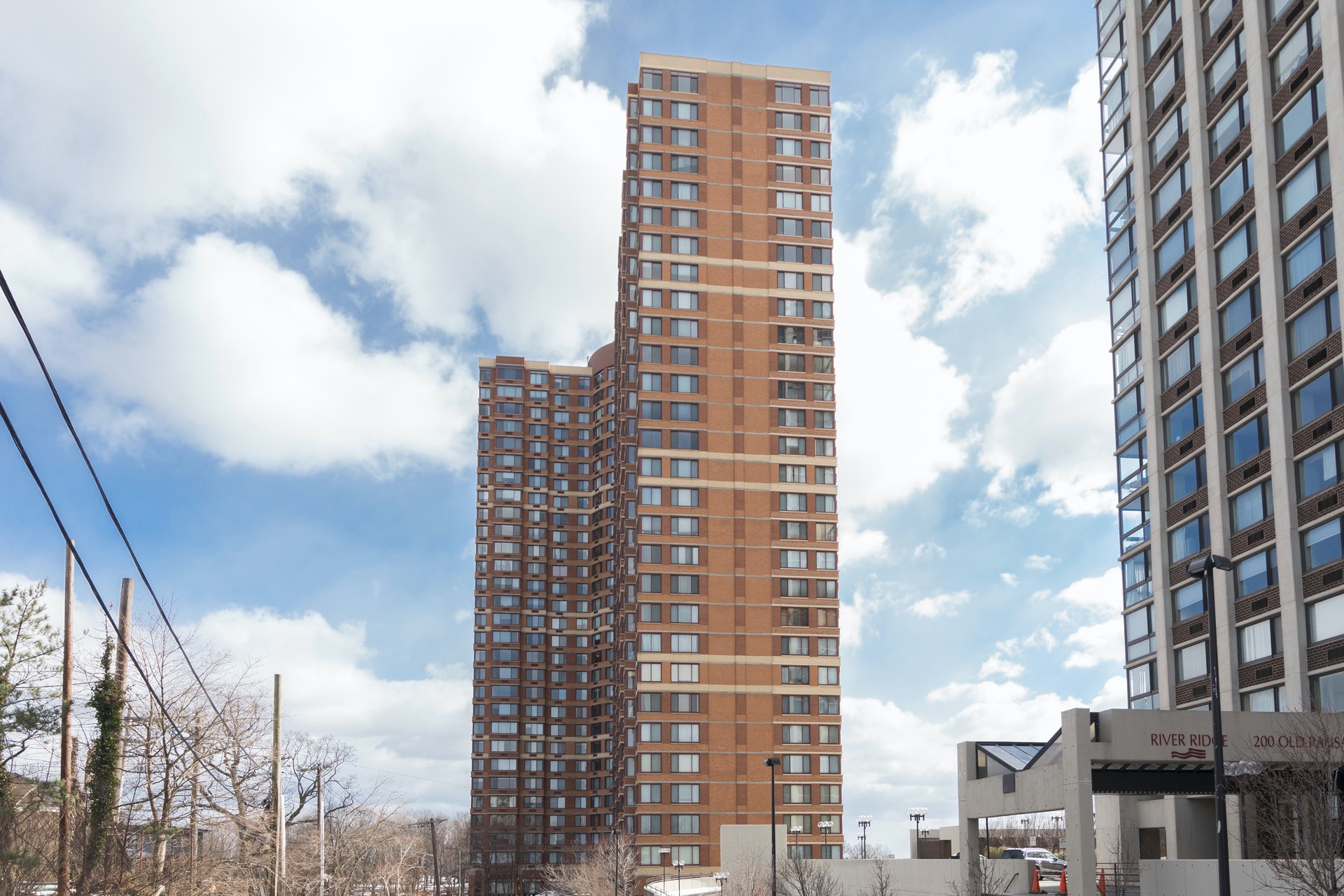 100 Old Palisade Rd, Unit 2807