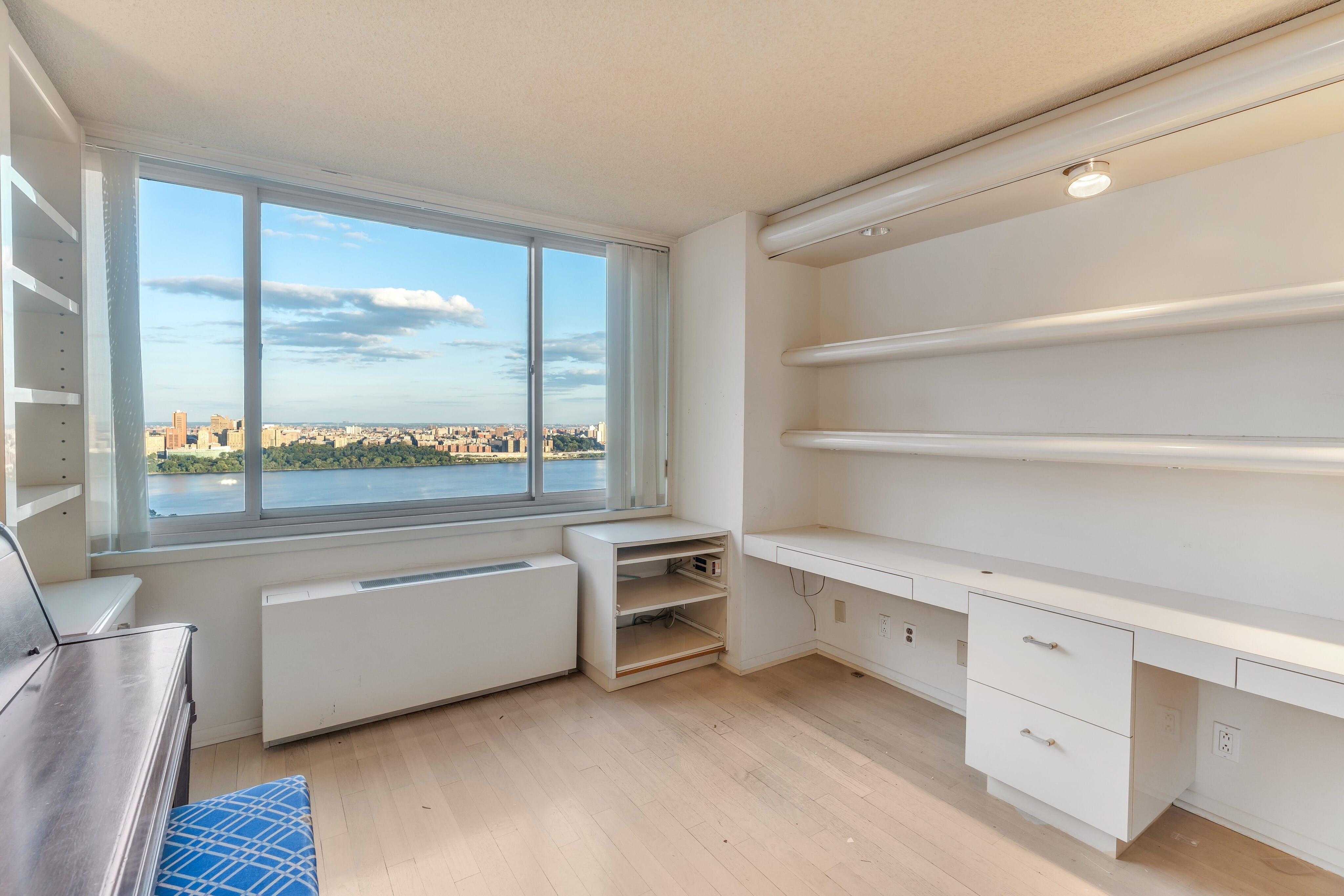 1600 Parker Avenue Unit# 15G/H