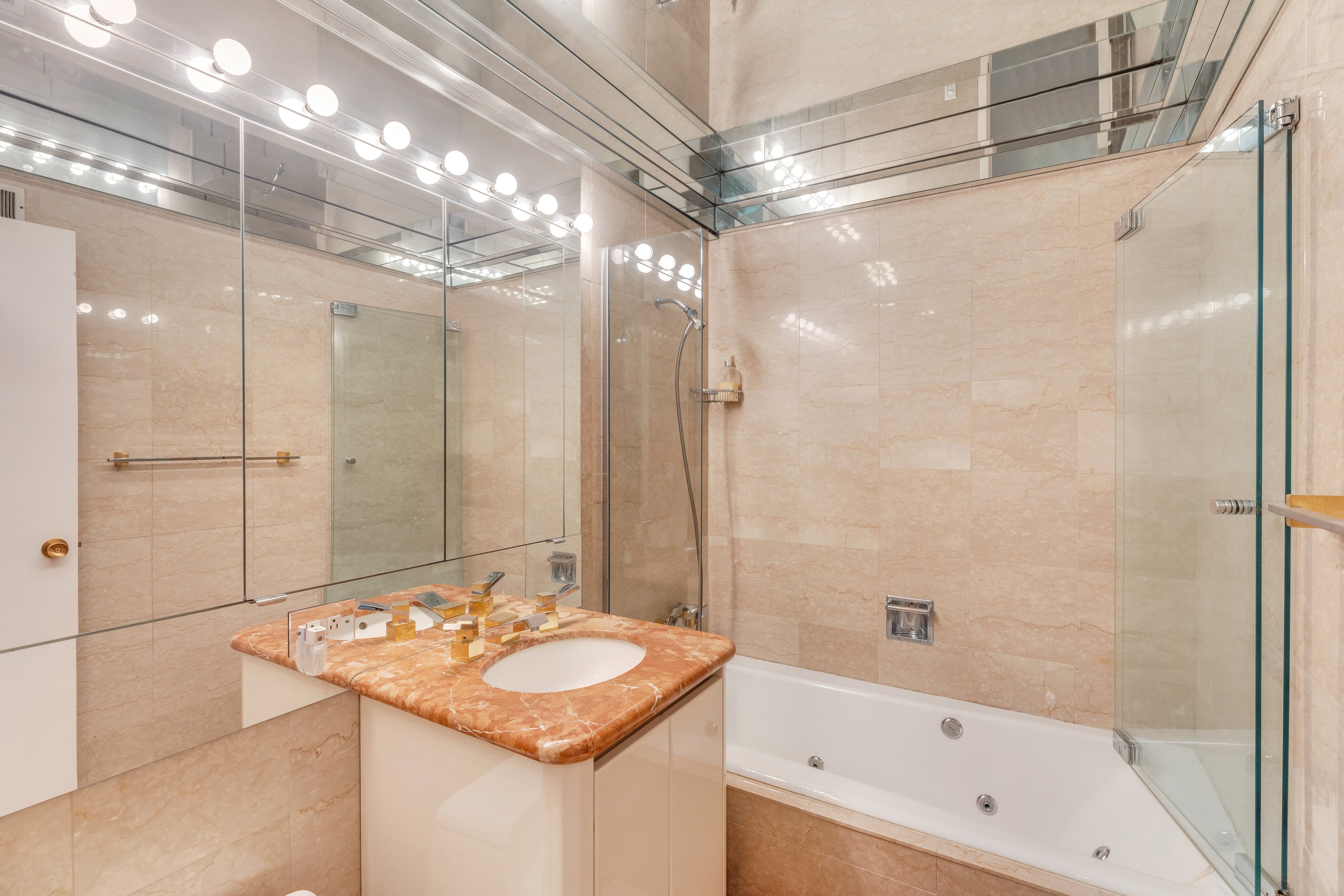 1600 Parker Avenue Unit# 15G/H