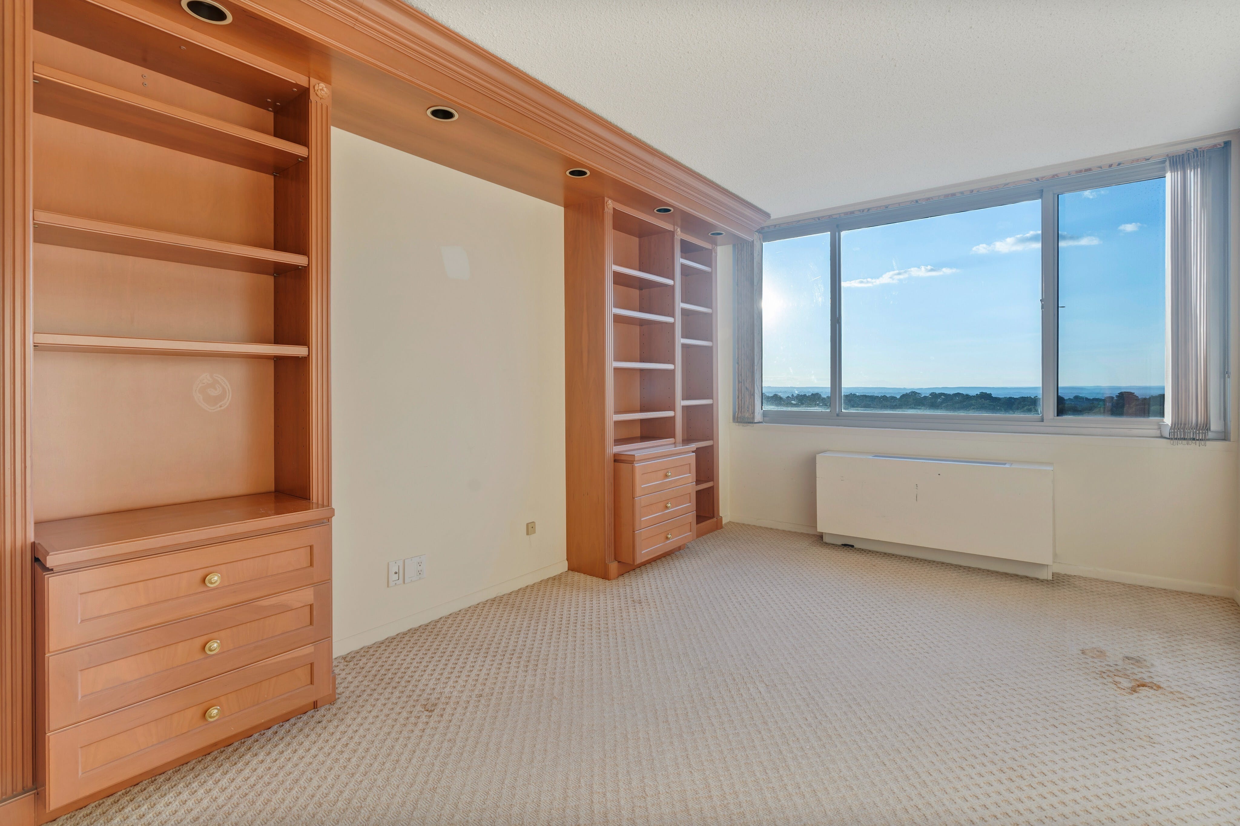 1600 Parker Avenue Unit# 15G/H