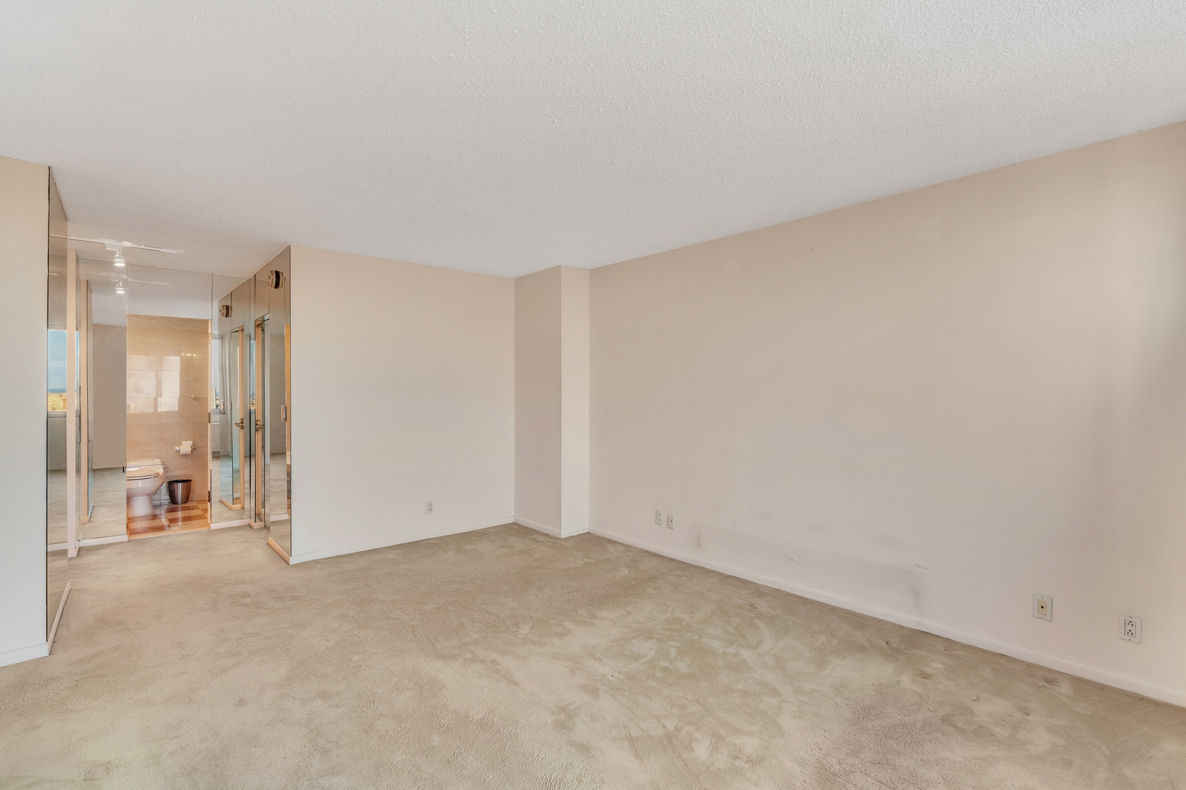 1600 Parker Avenue Unit# 15G/H