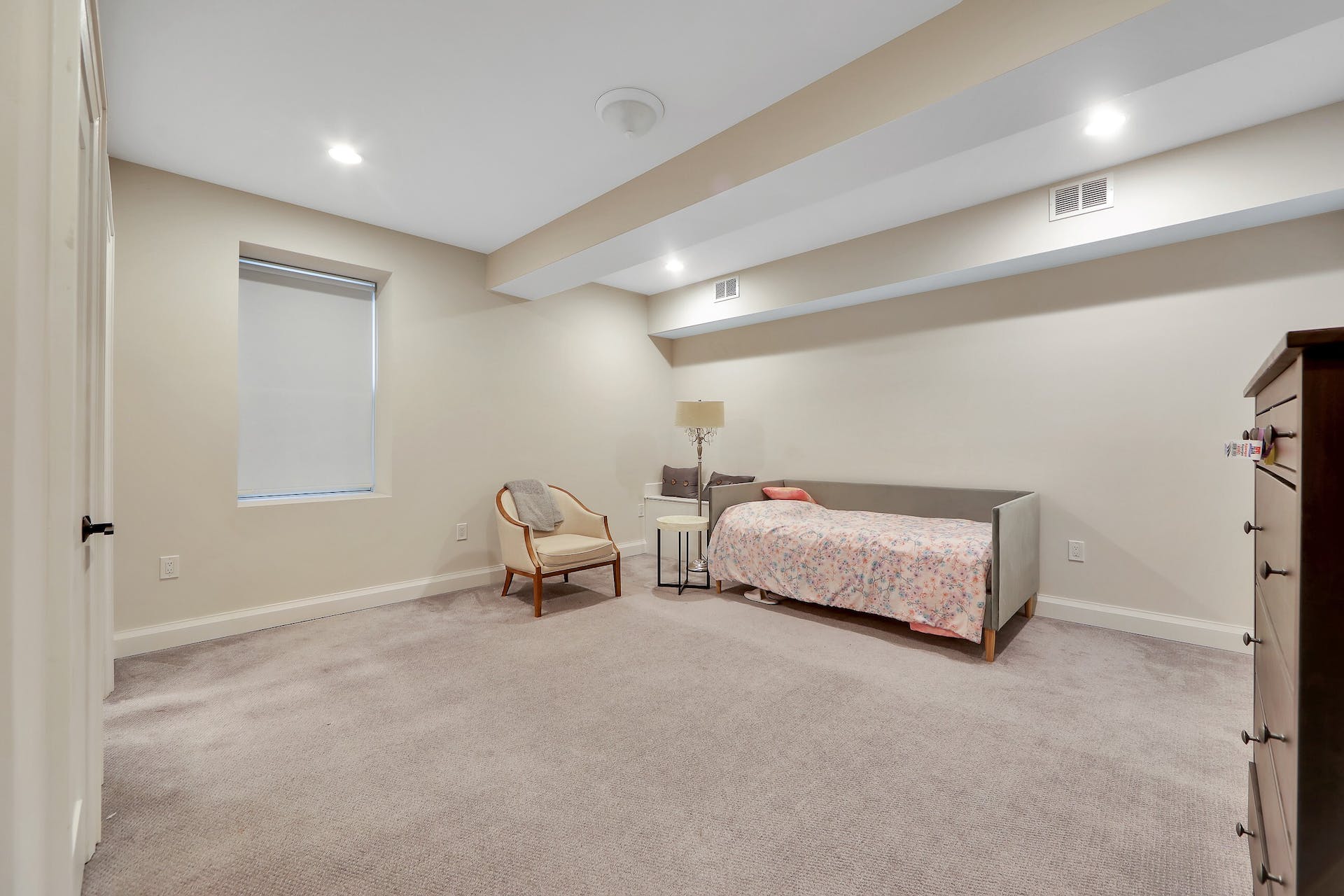166 Winthrop Place