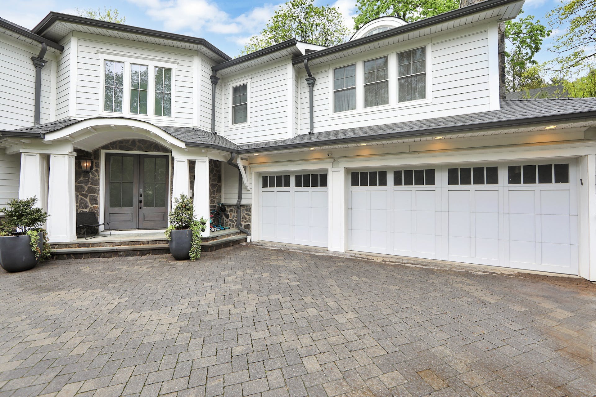 166 Winthrop Place