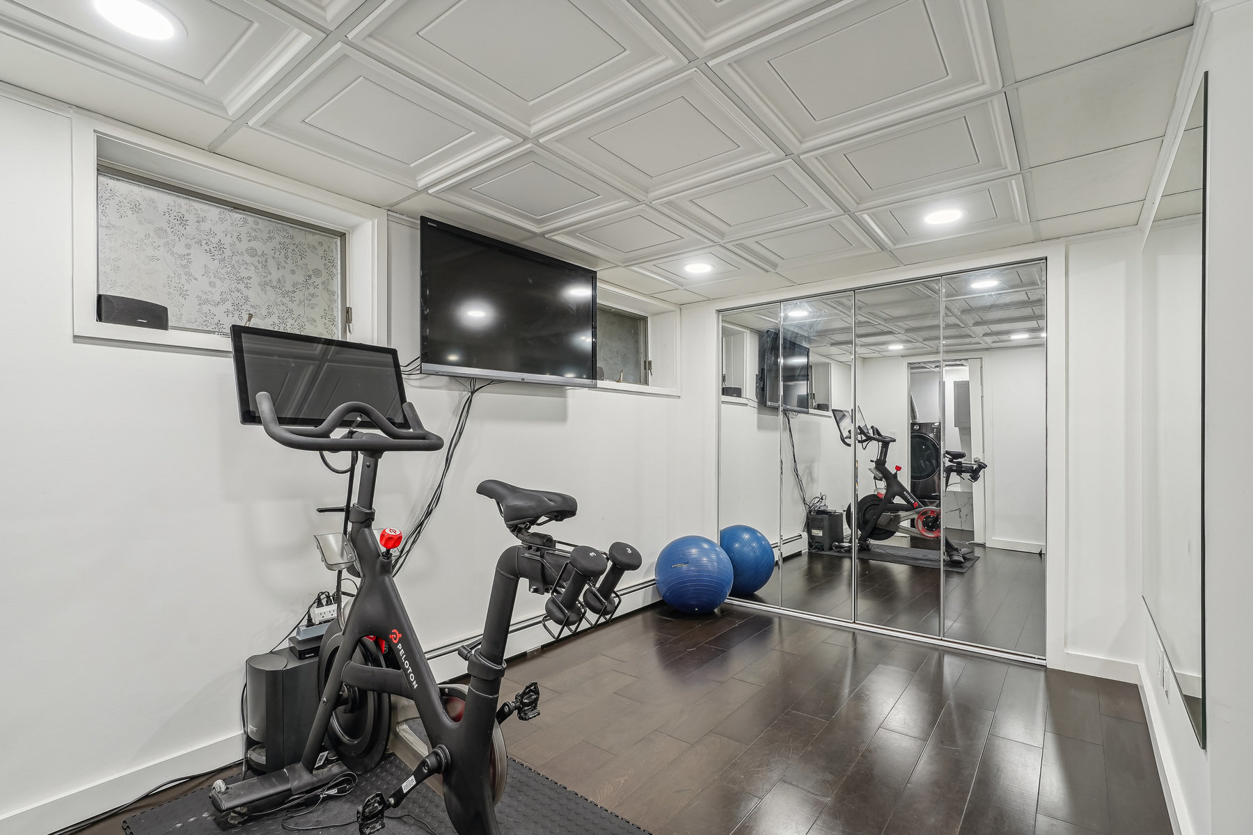 58 Pierce Ave