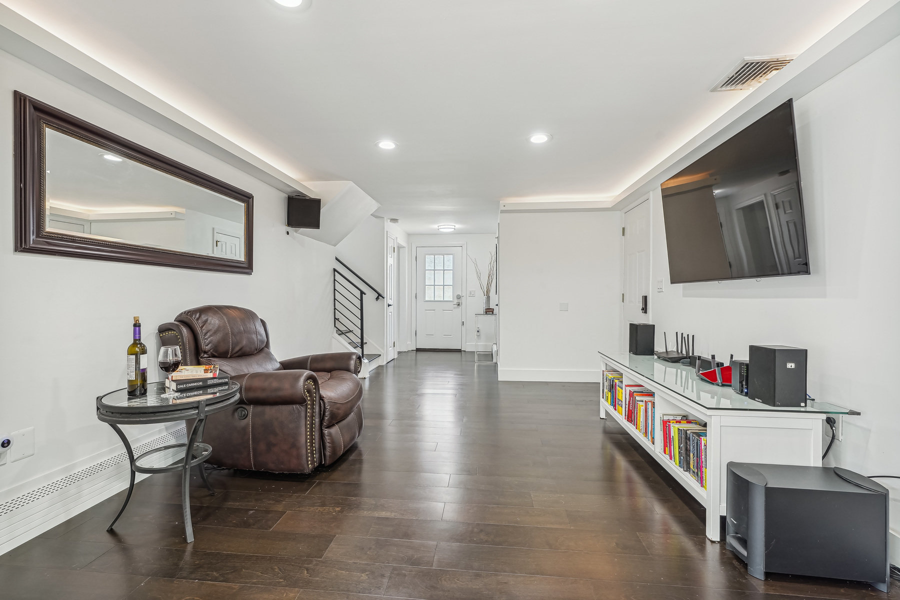 58 Pierce Ave
