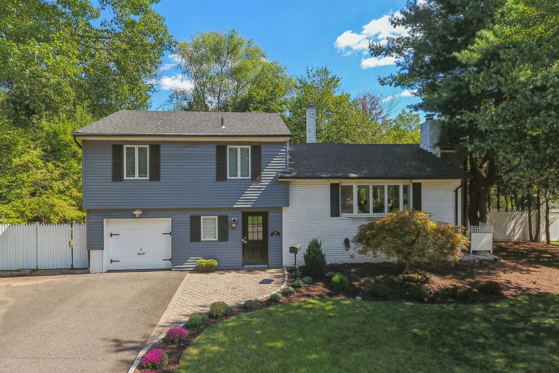 58 Pierce Ave