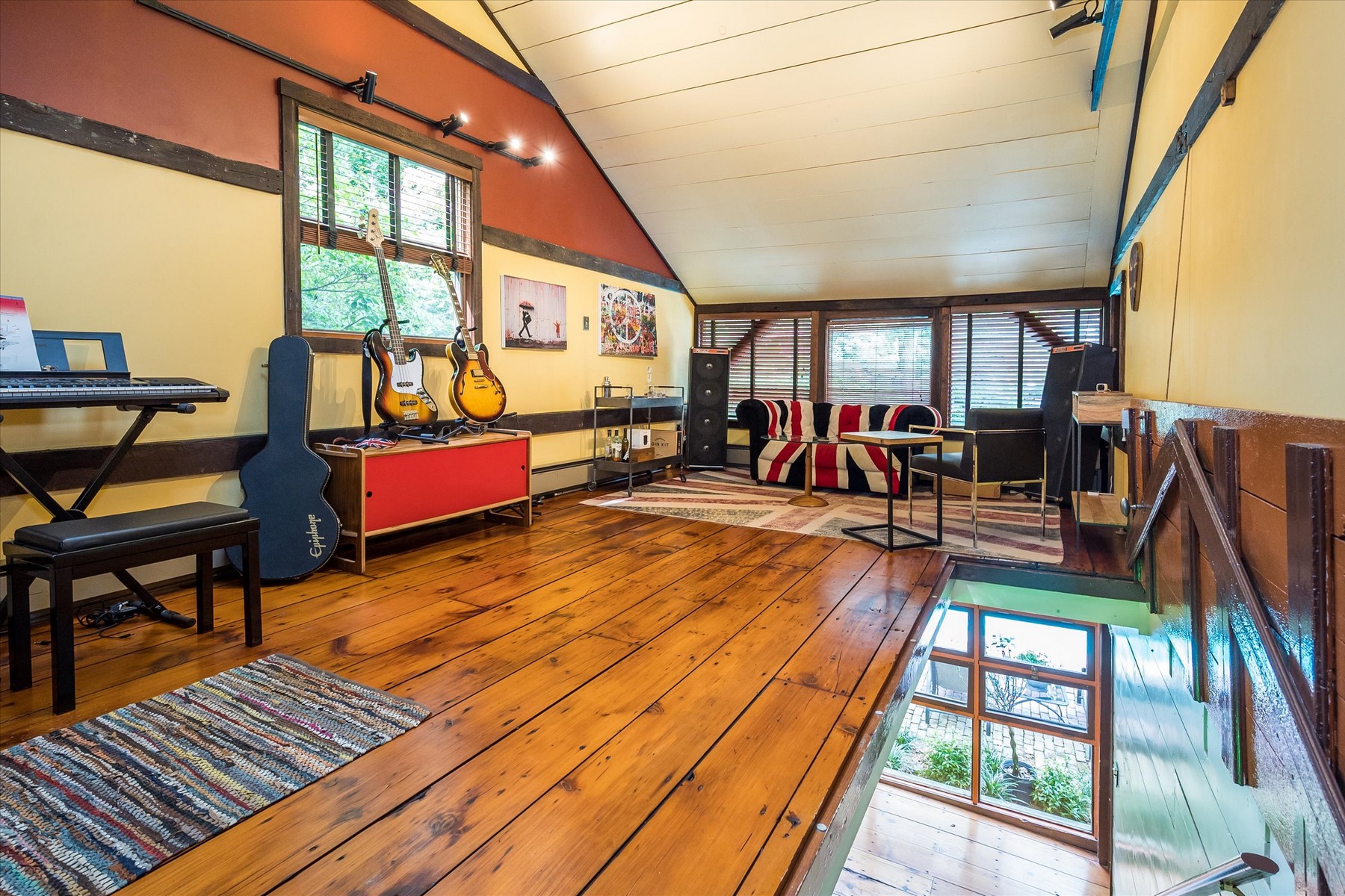 108 Bellevue Avenue