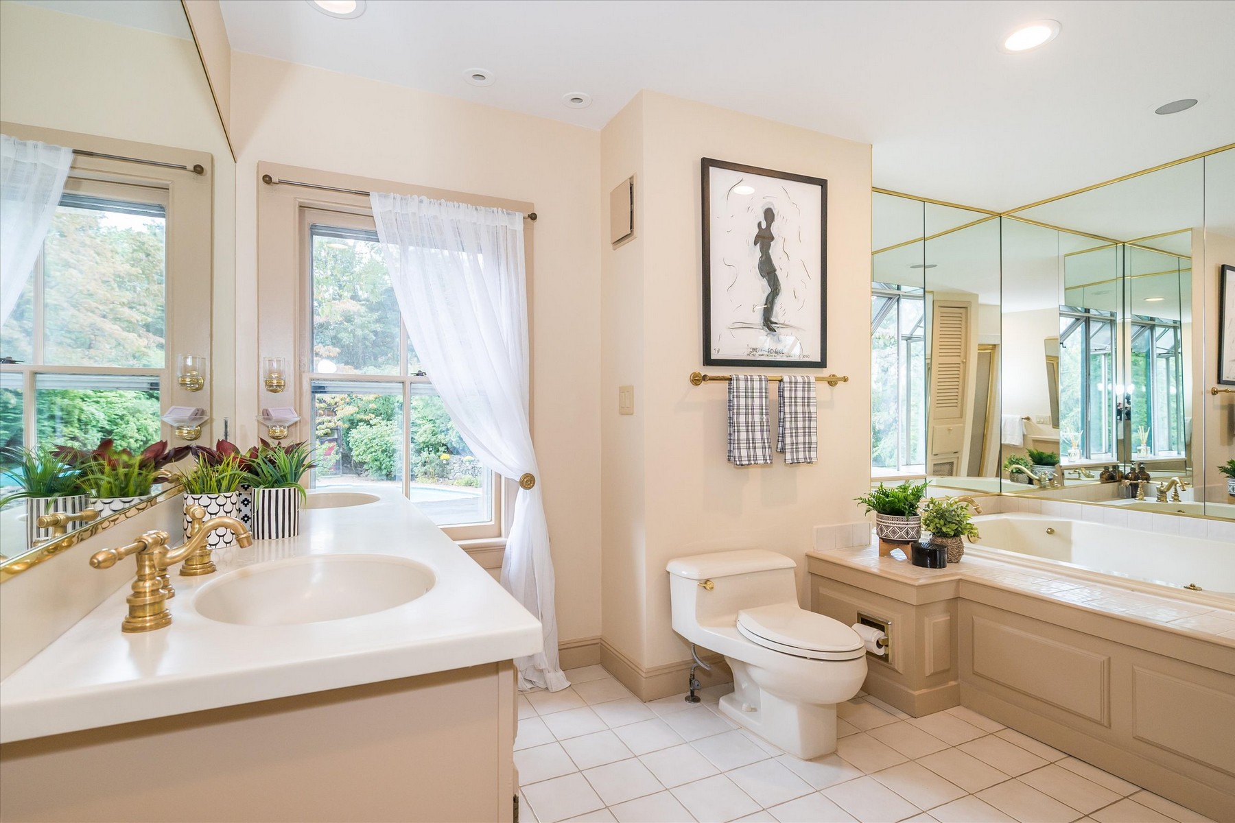 108 Bellevue Avenue