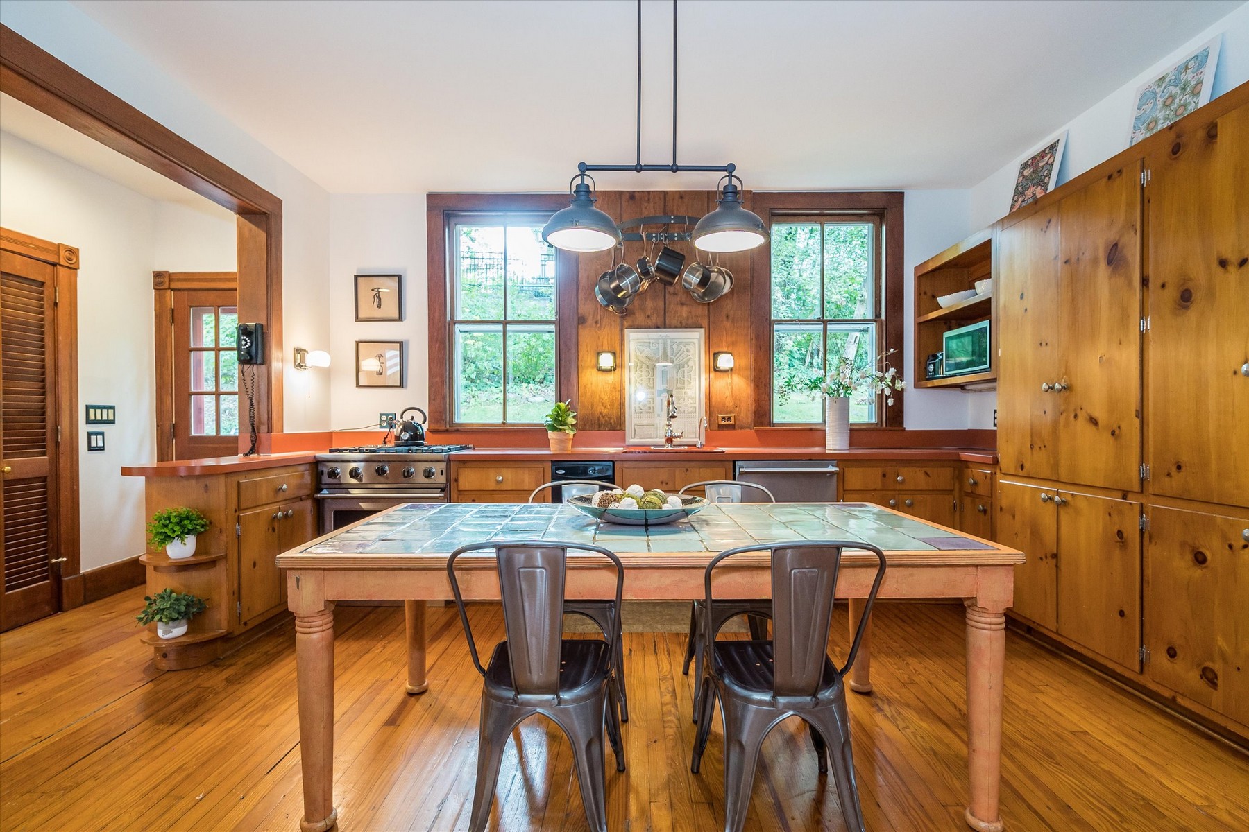 108 Bellevue Avenue