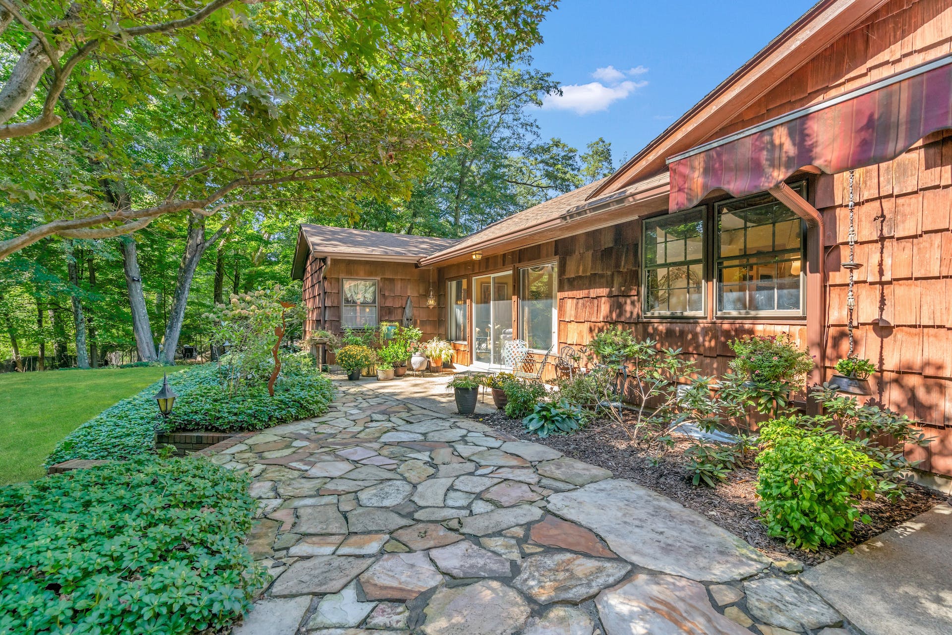 26 Pond Lane