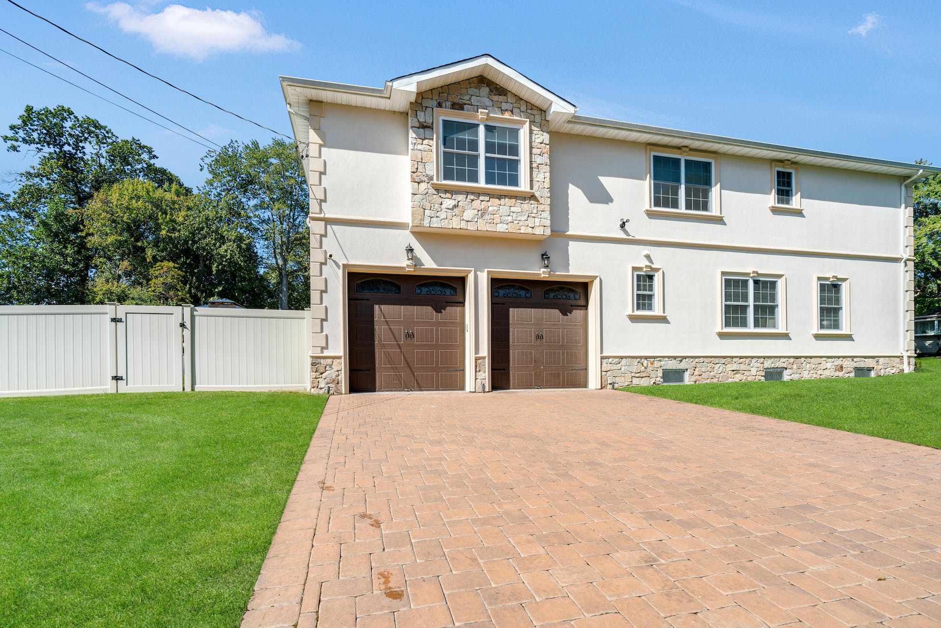 129 Palisade Avenue