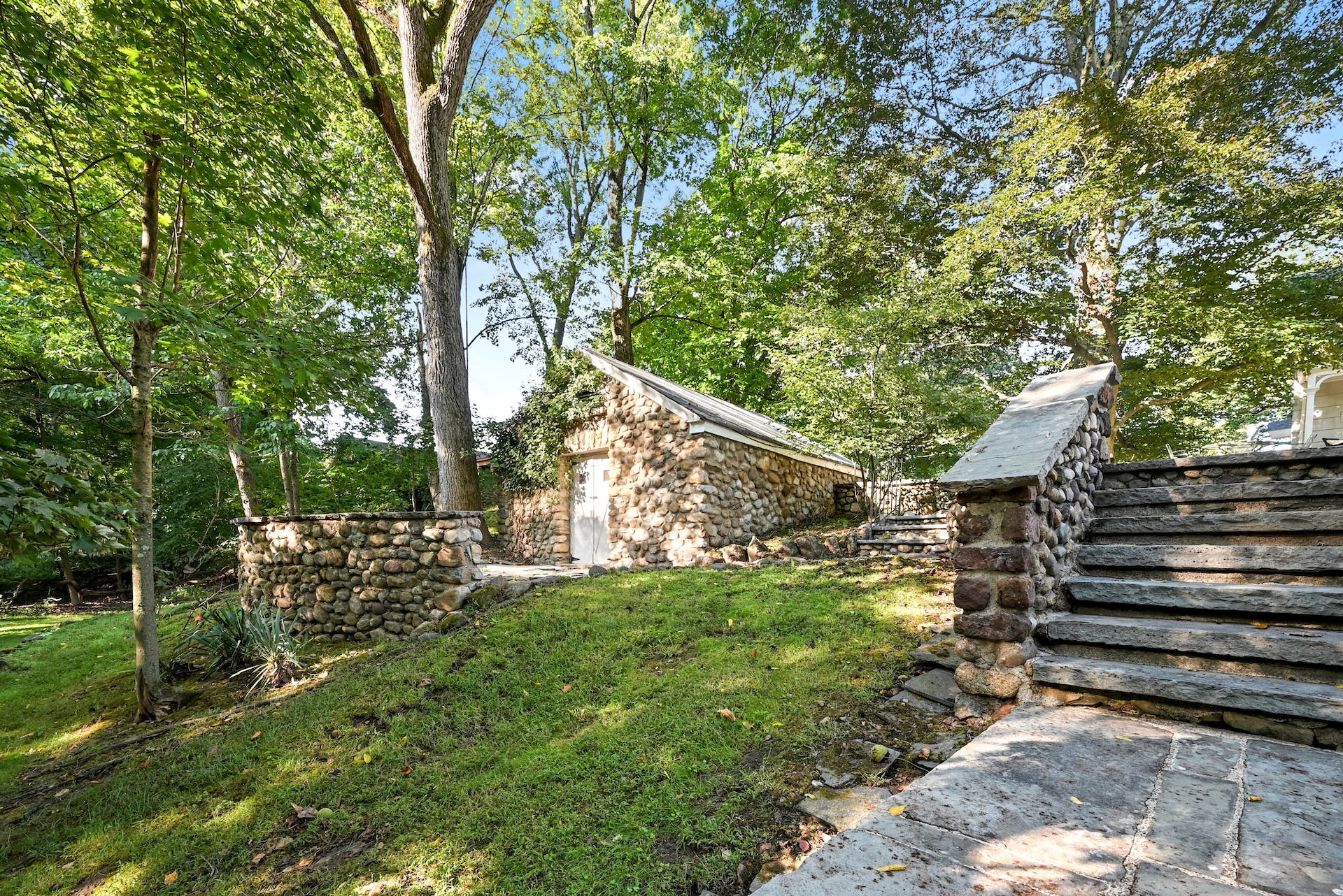 233 Wierimus Lane 
