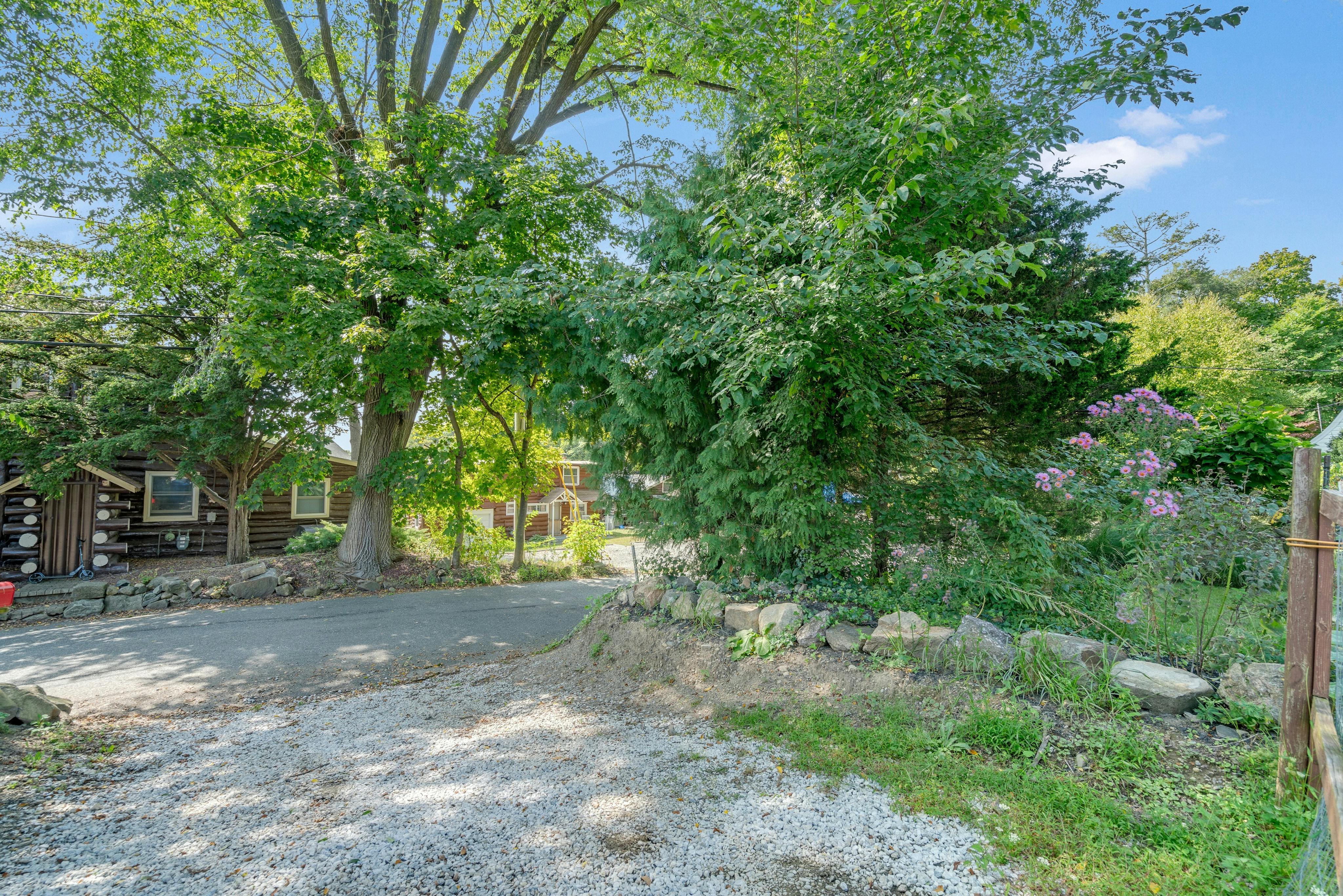231 Otterhole Road 