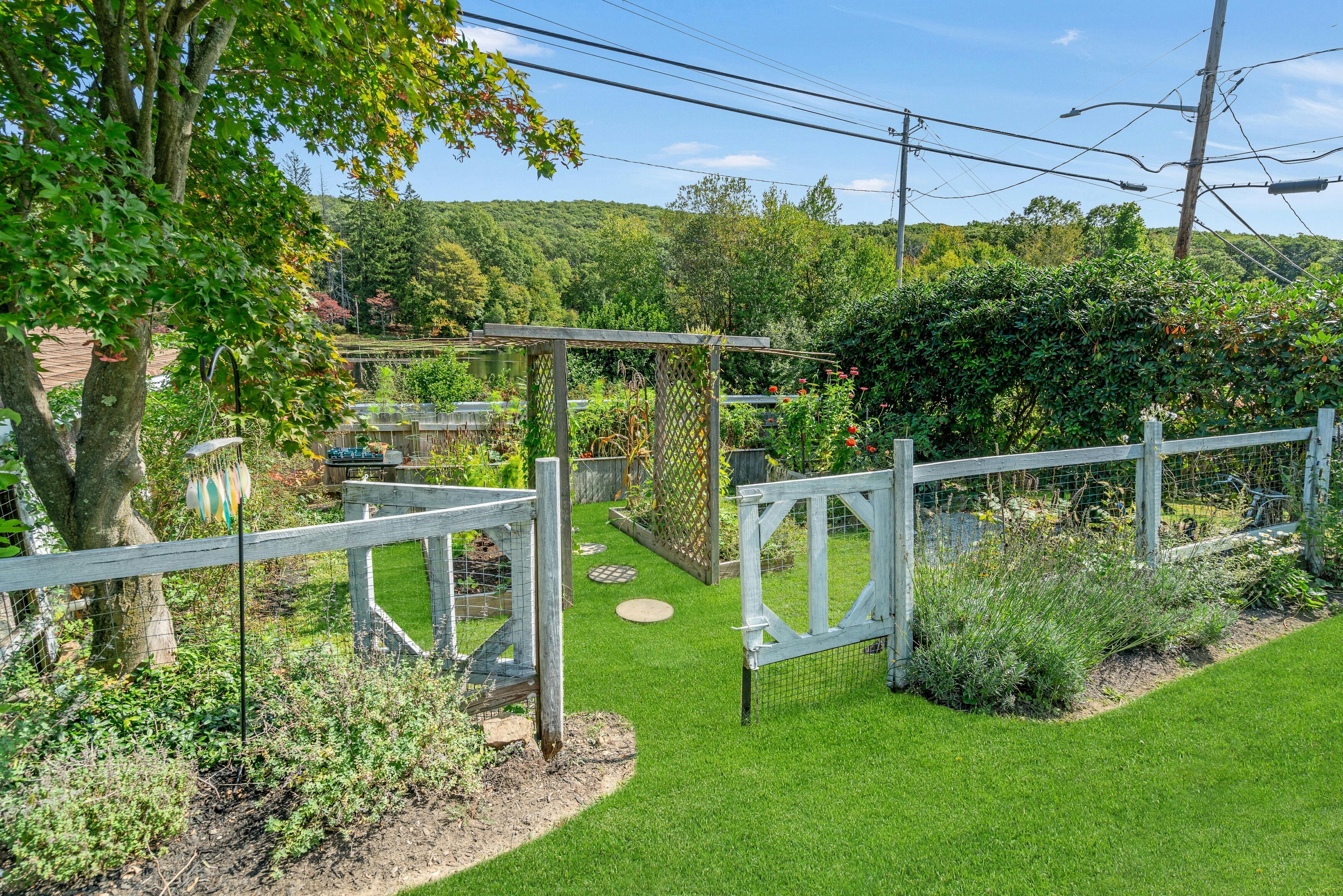 231 Otterhole Road 