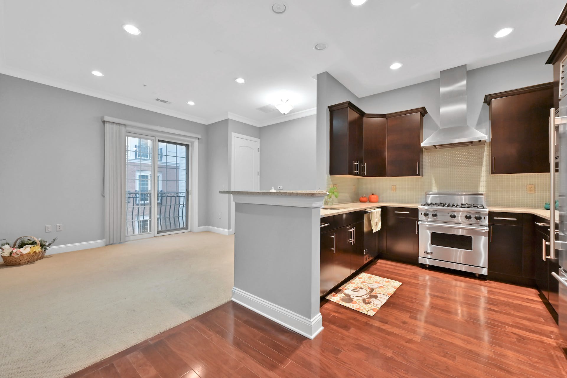 3208 The Plaza Unit# 3208