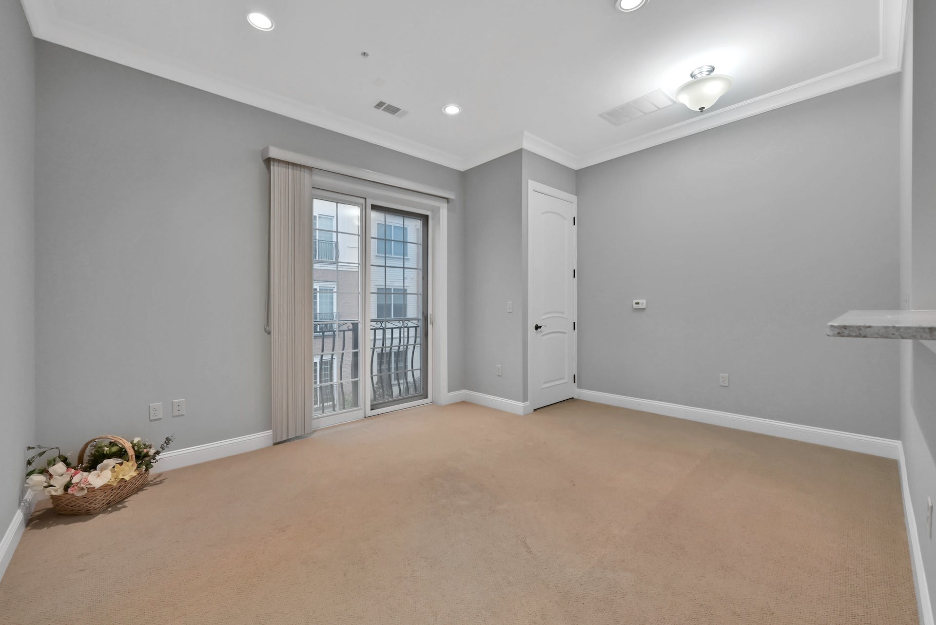 3208 The Plaza Unit# 3208