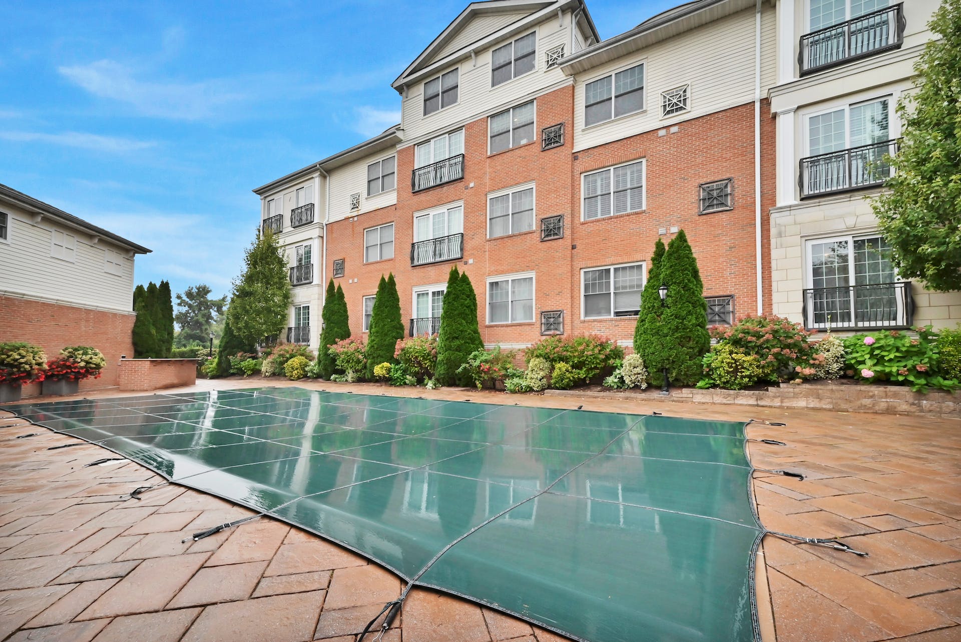 3208 The Plaza Unit# 3208