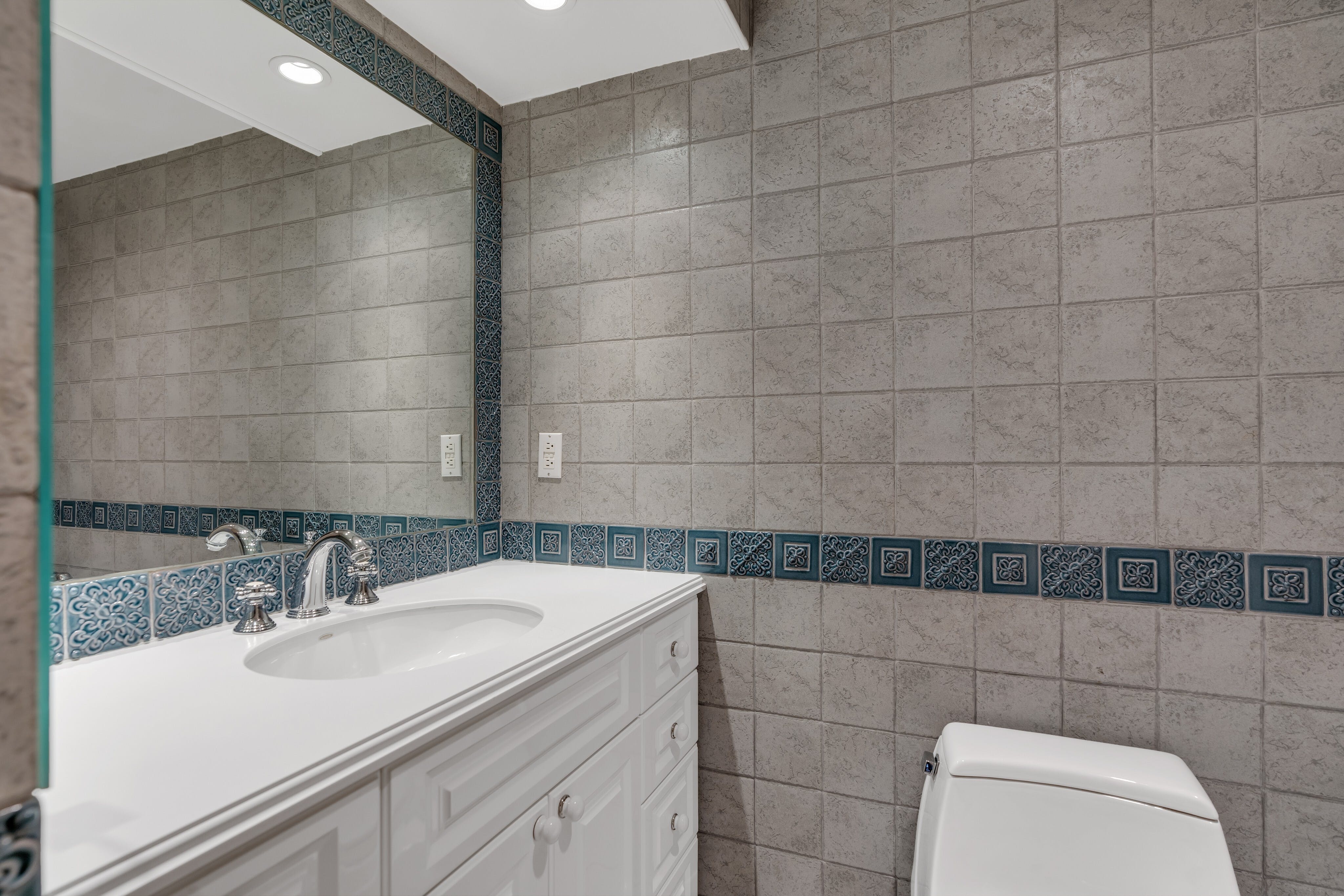200 Winston Drive Unit# 2308