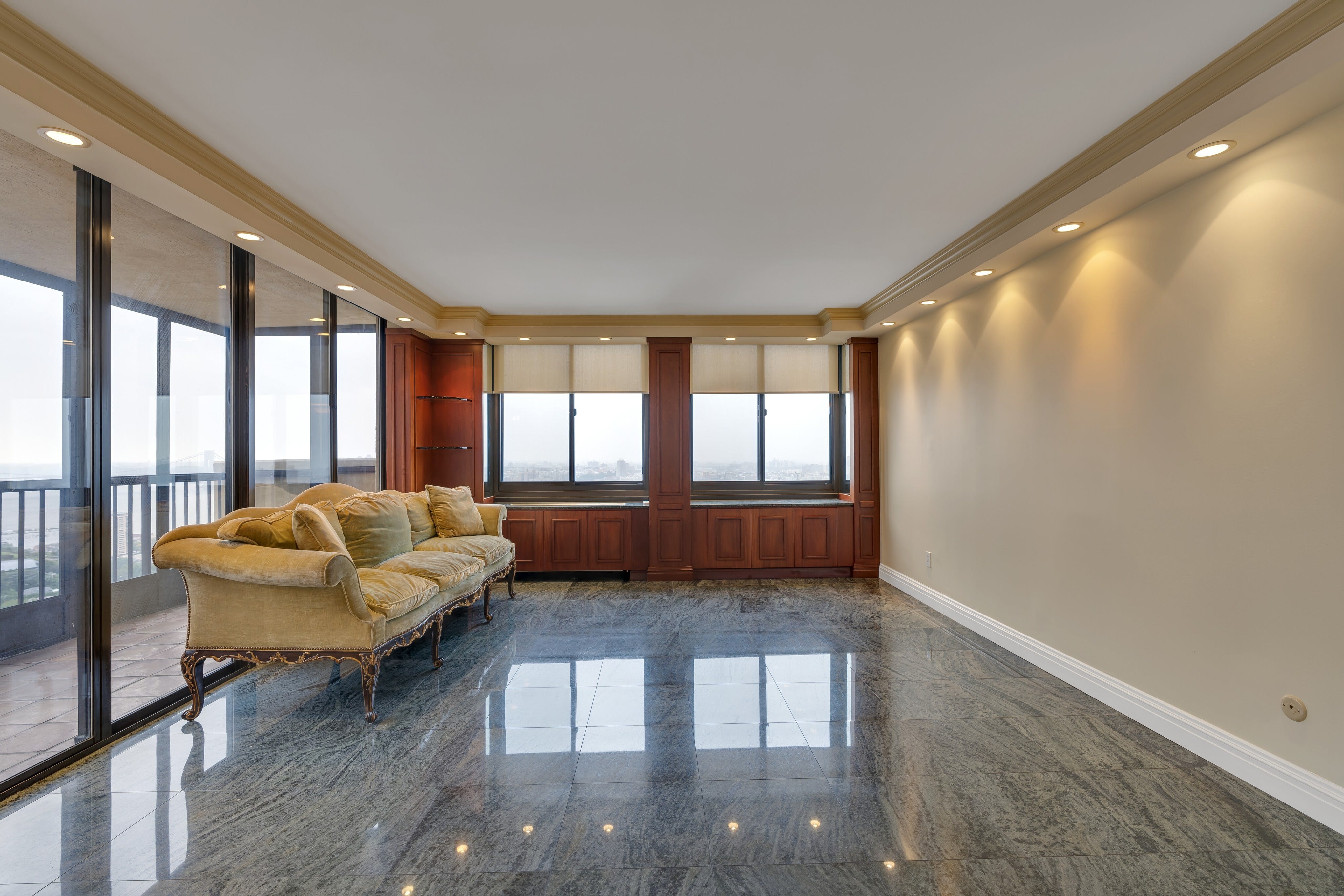 200 Winston Drive Unit# 2308