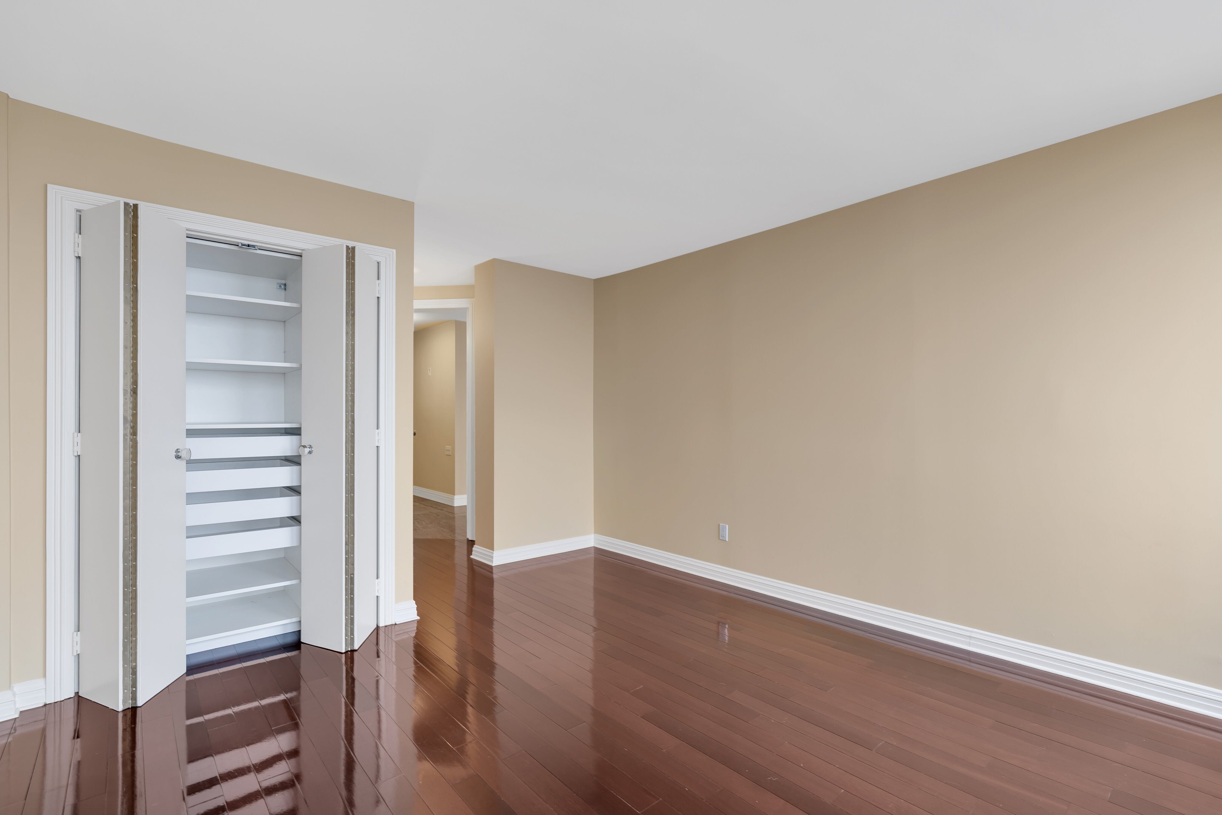 200 Winston Drive Unit# 2308