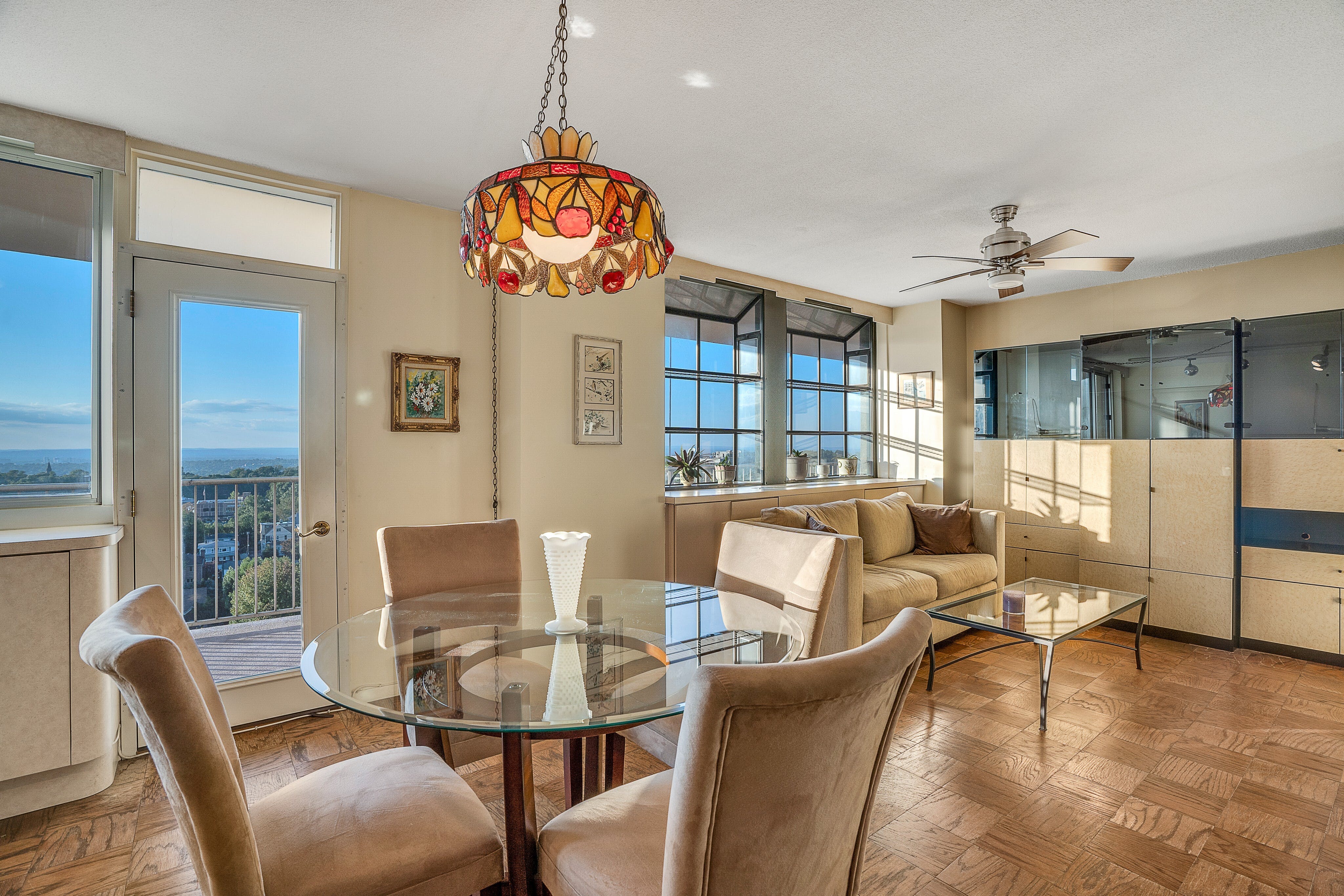 2150 Center Avenue Unit# 17D