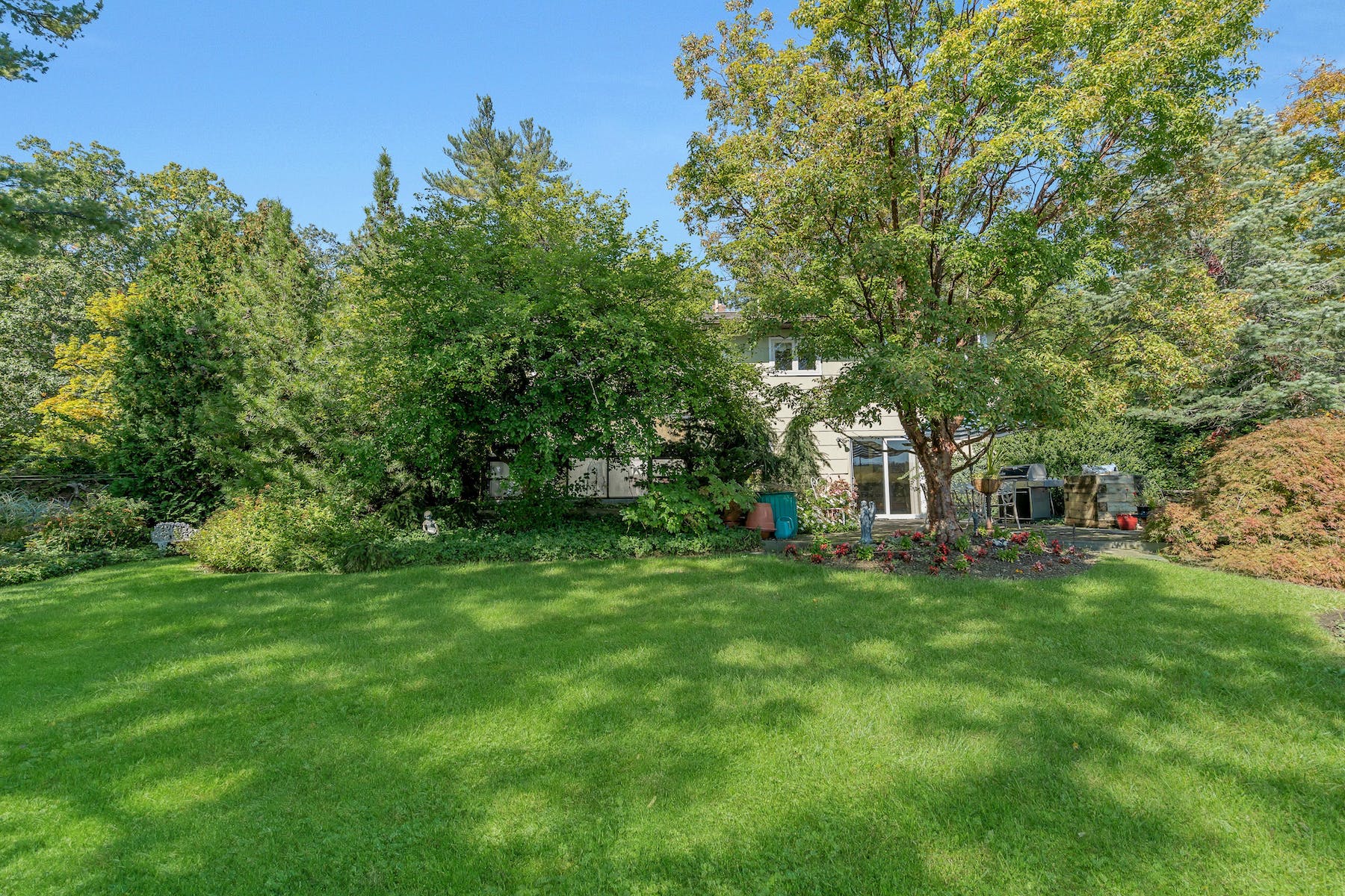 95 Bearfort Road 