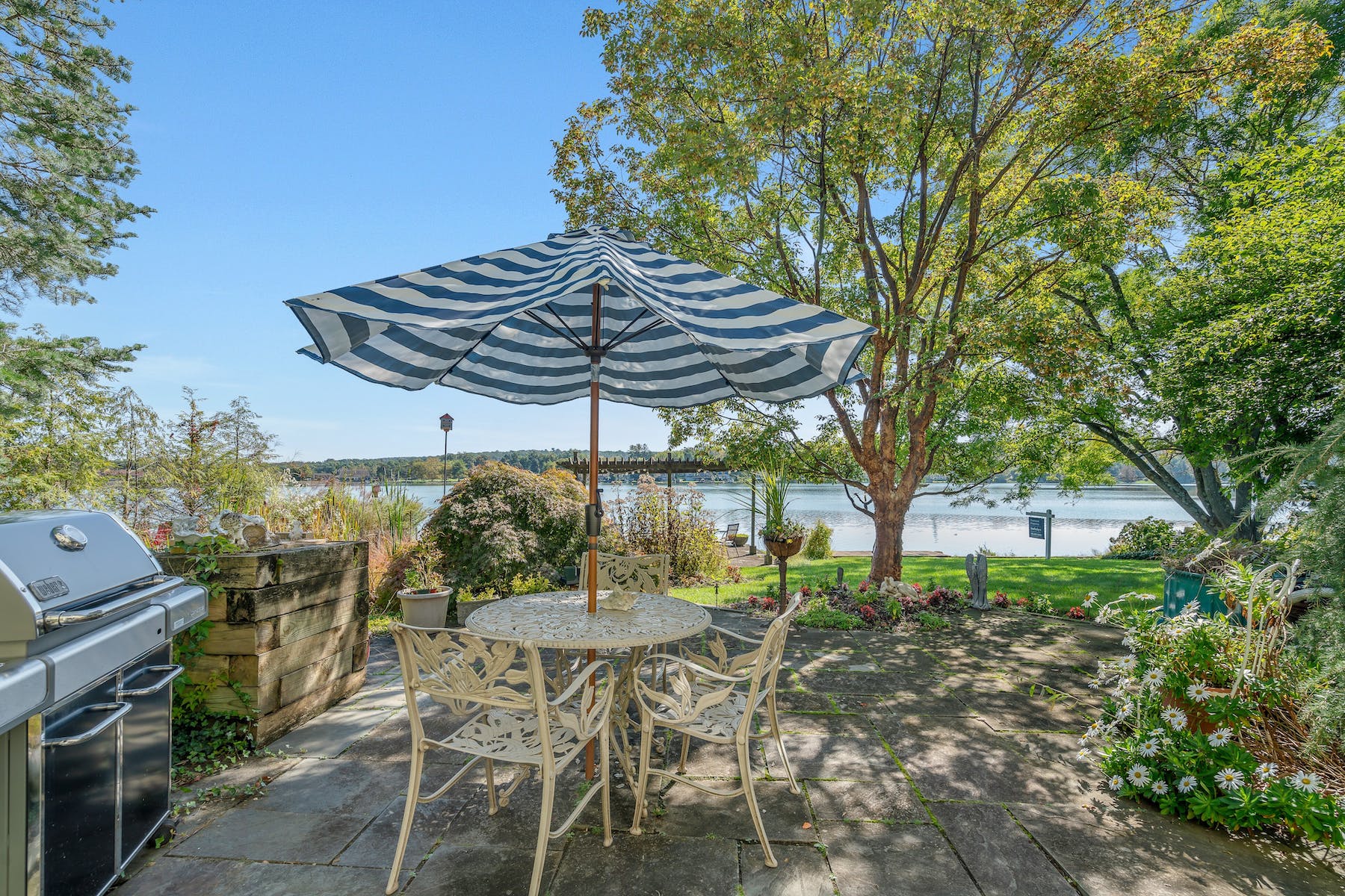 95 Bearfort Road 