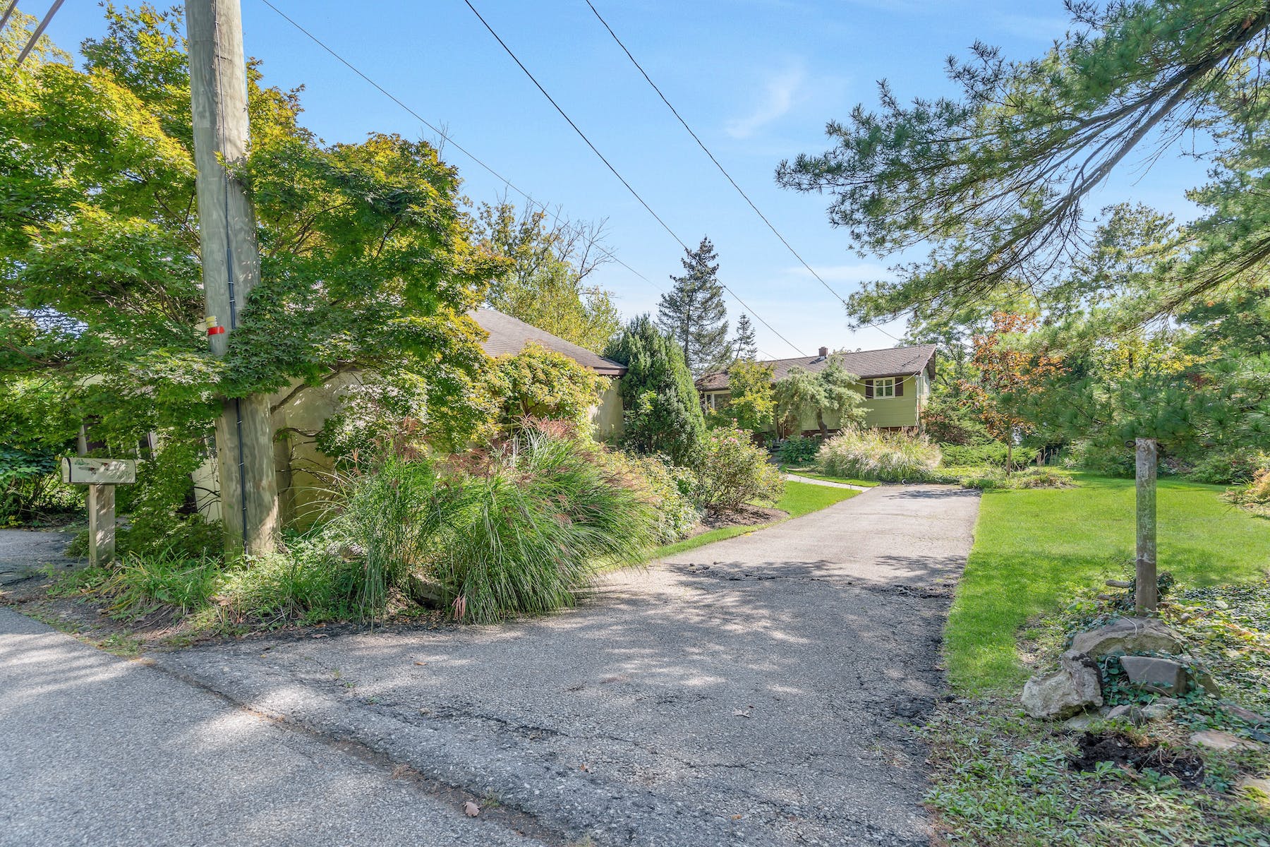 95 Bearfort Road 
