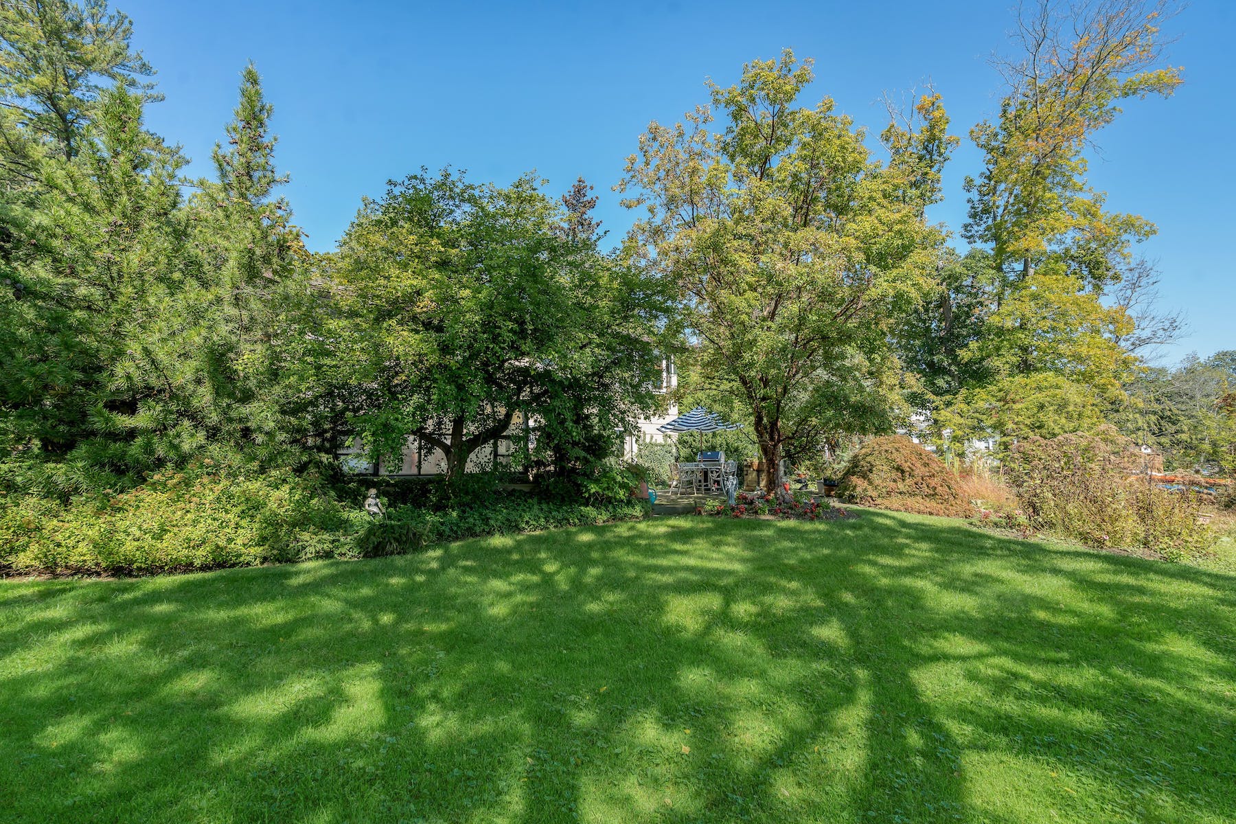 95 Bearfort Road 