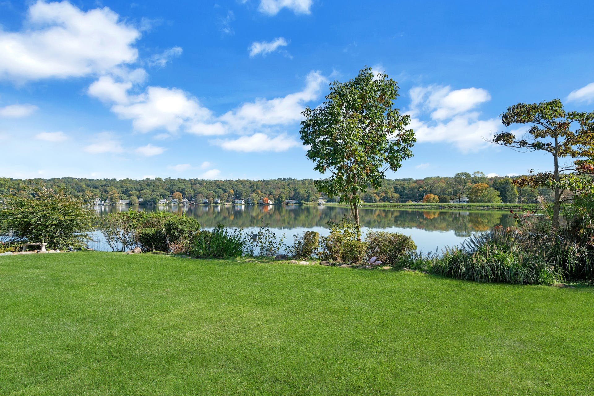 14 West Lake Drive 