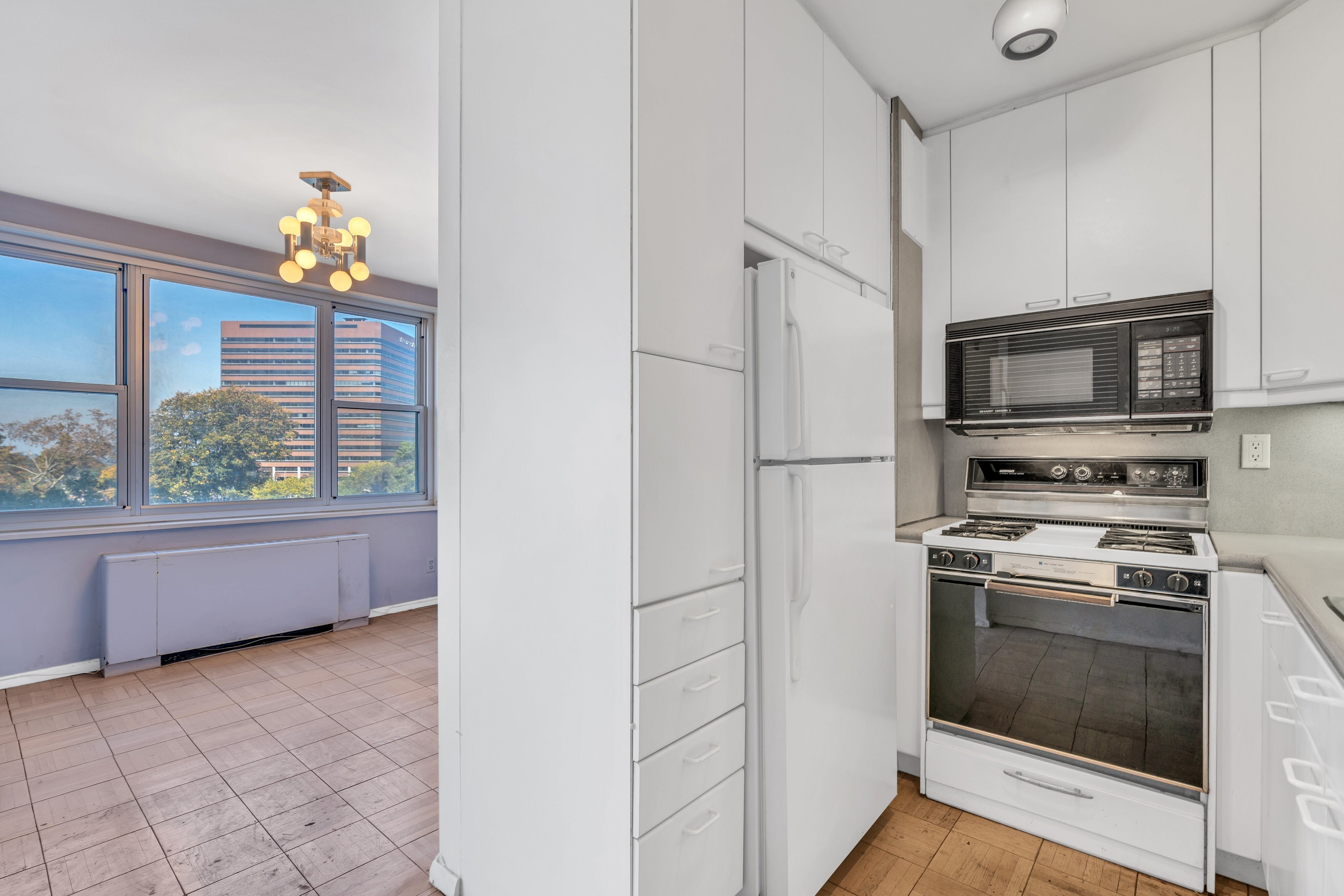 2000 Linwood Avenue Unit# 5H