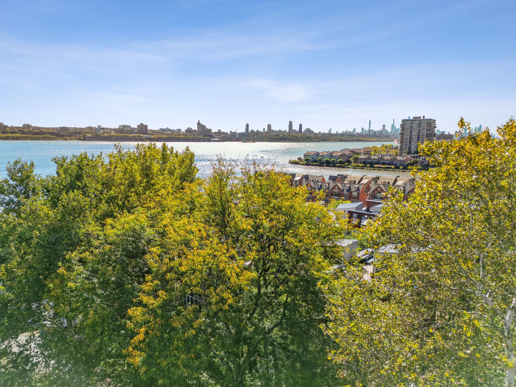 1375 River Road Unit# 5M