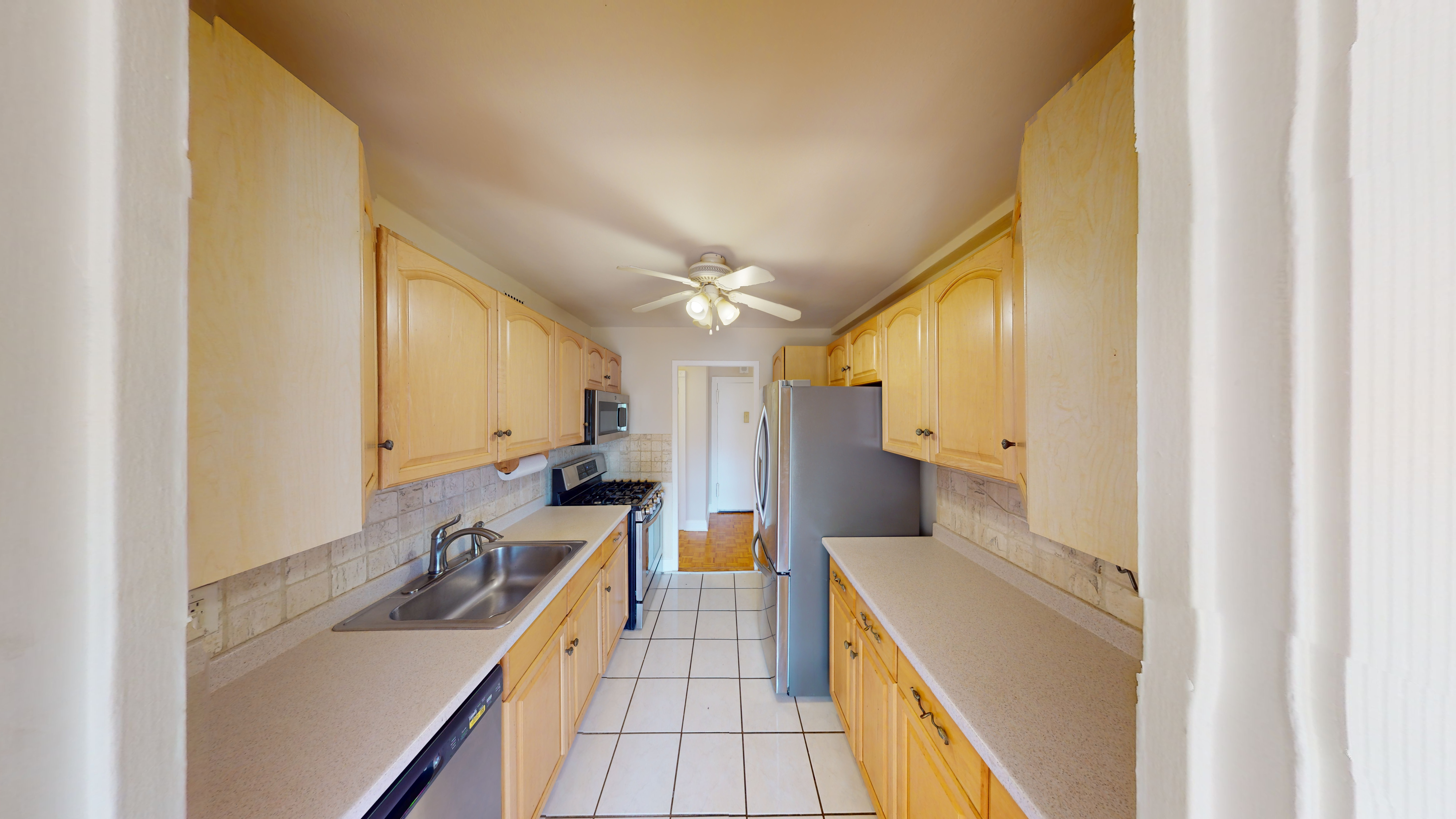 1375 River Road Unit# 5M
