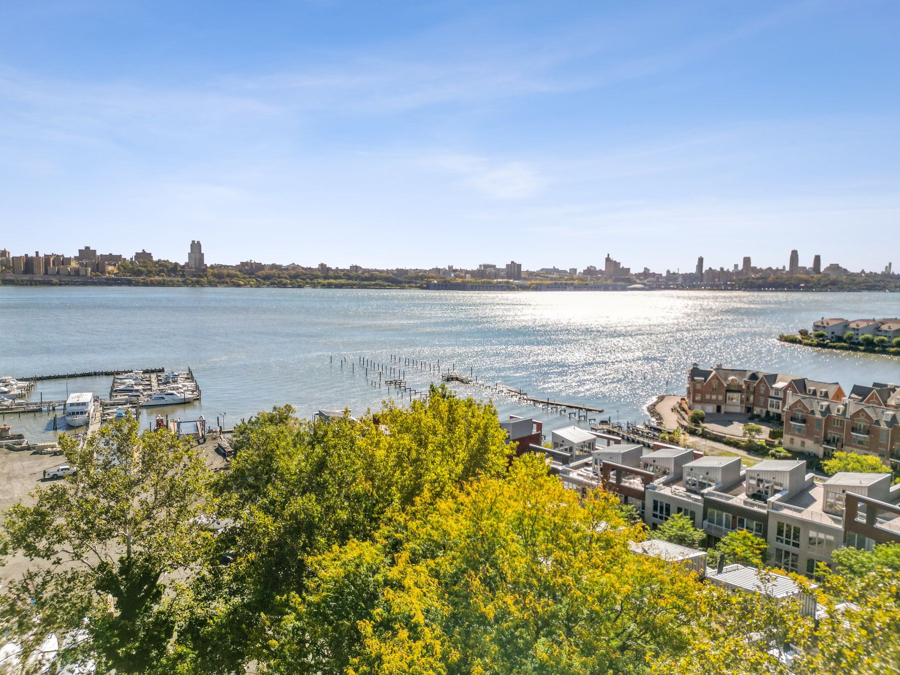 1375 River Road Unit# 5M