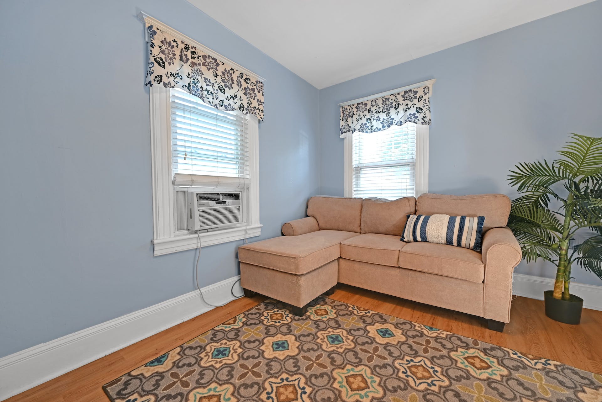 142 Grand Street 