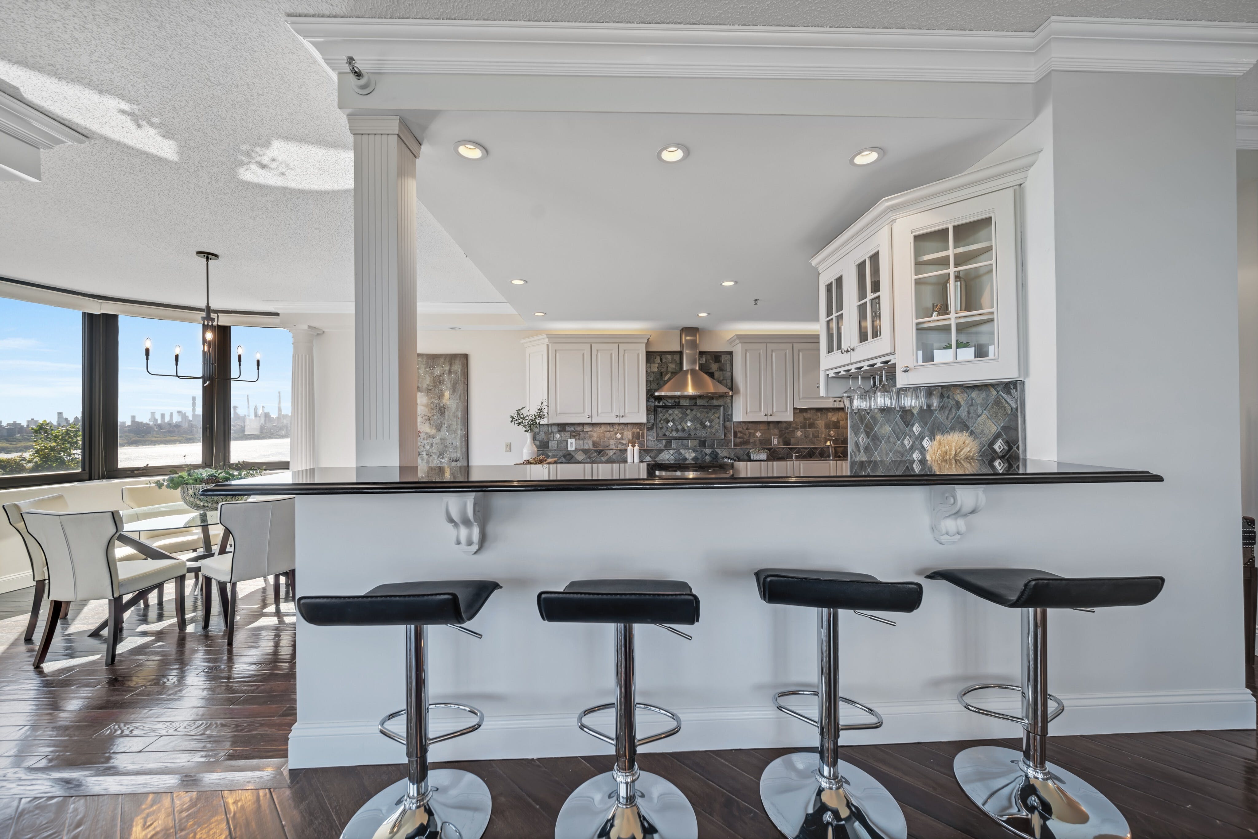 100 Carlyle Drive Unit# 2KN