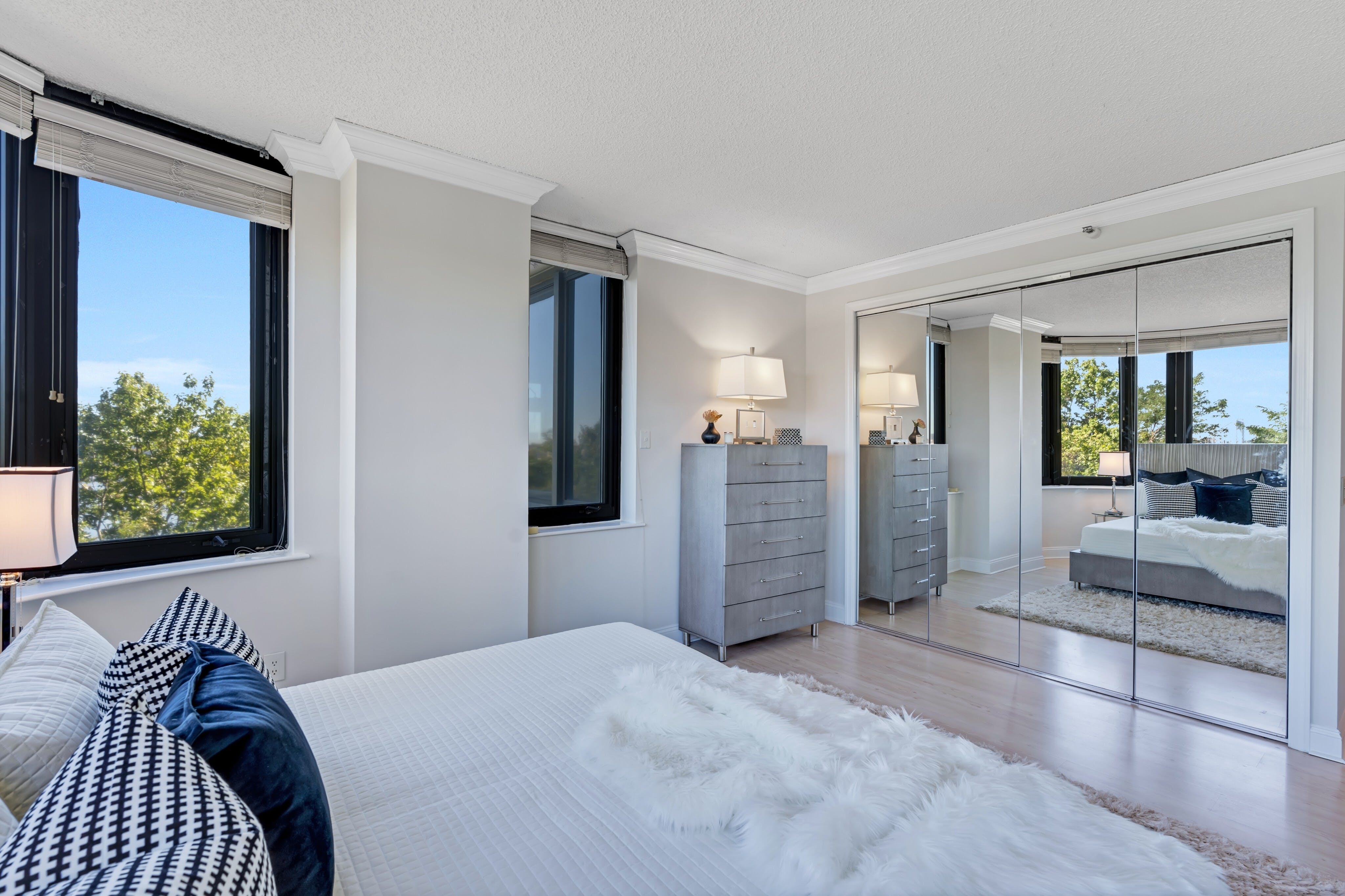 100 Carlyle Drive Unit# 2KN