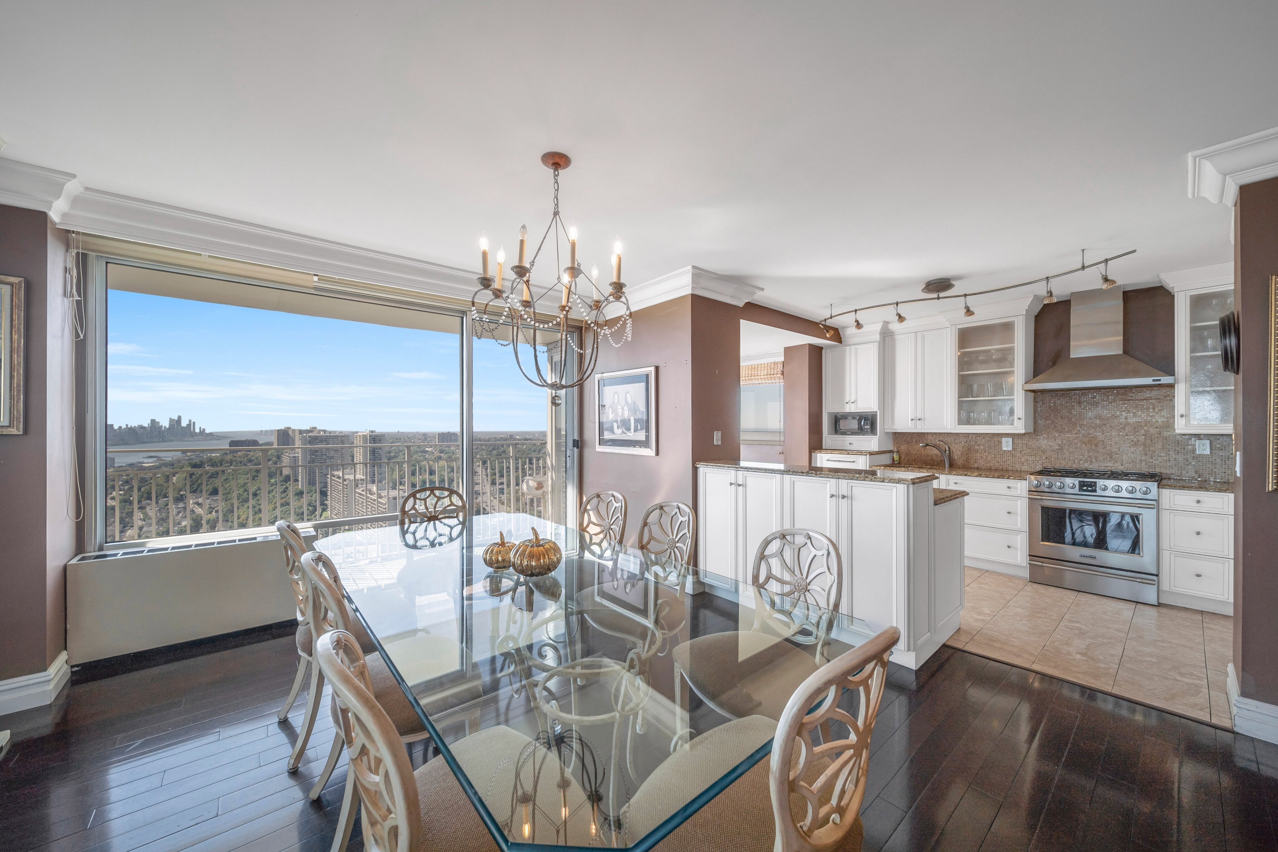 1530 Palisade Avenue Unit# 29L