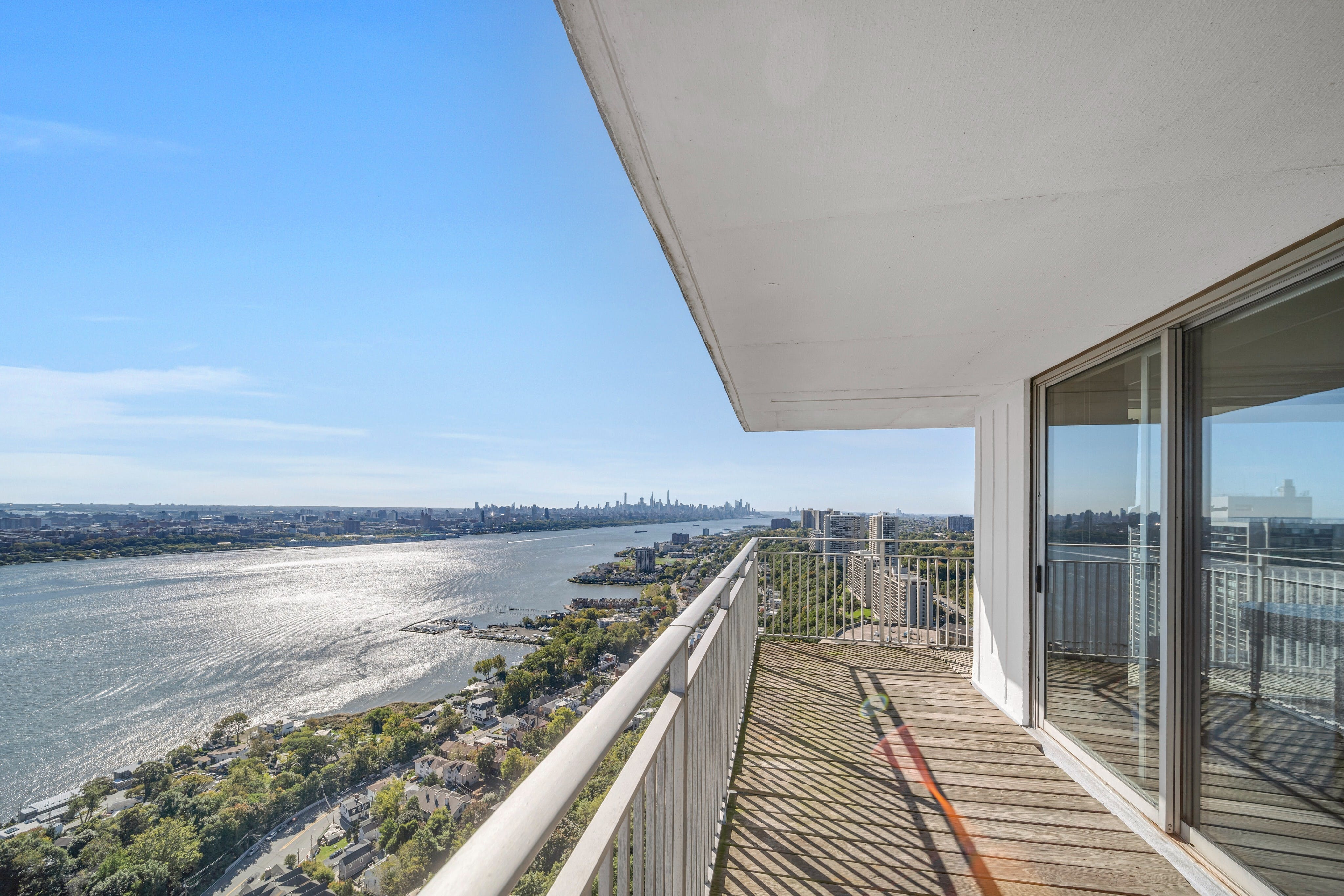 1530 Palisade Avenue Unit# 29L