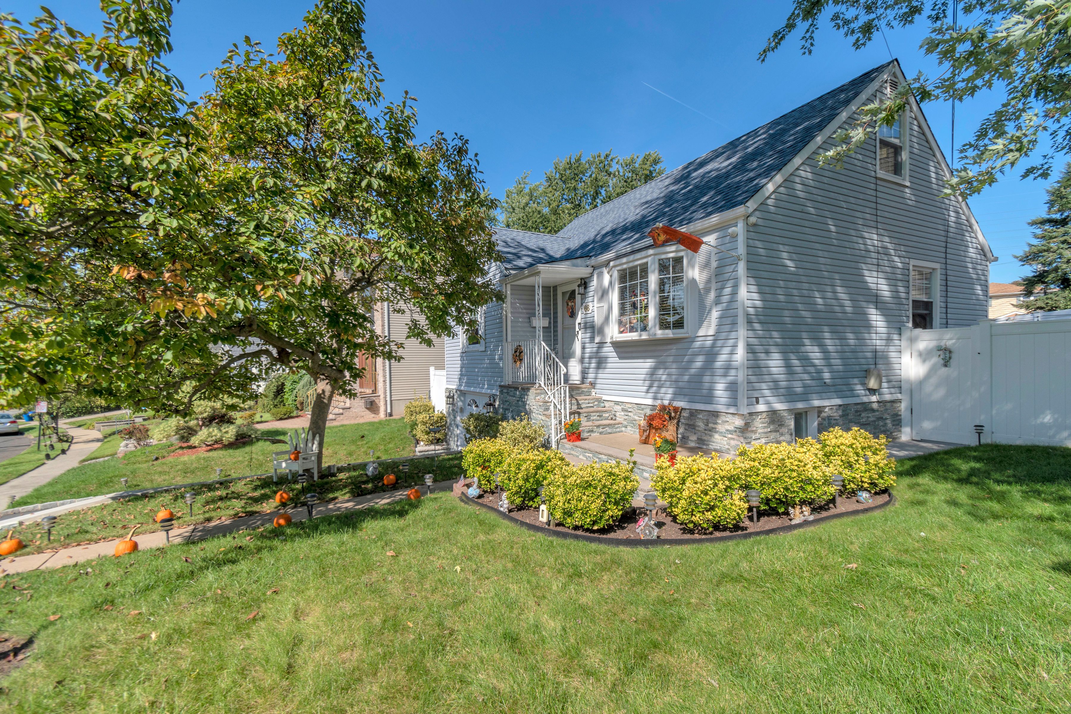 66 Birchwood Drive 