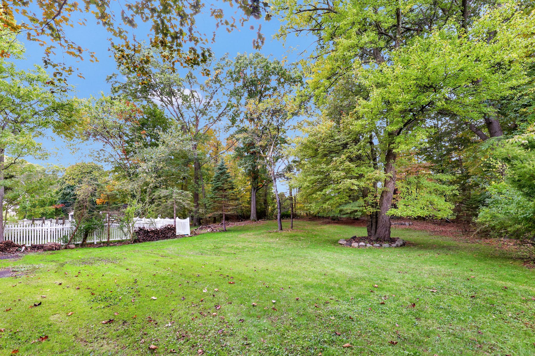 16 Wanamaker Avenue 