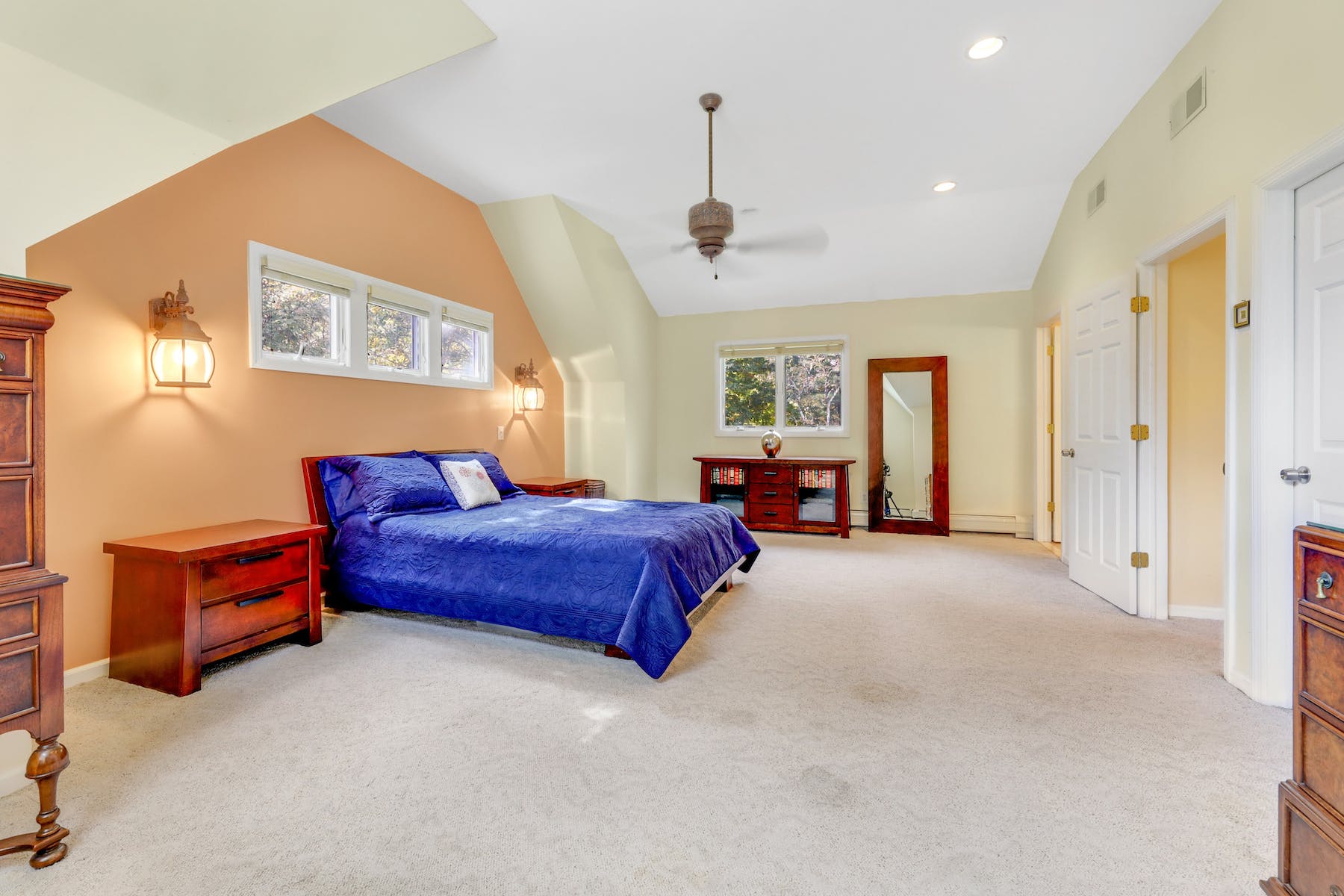 16 Wanamaker Avenue 