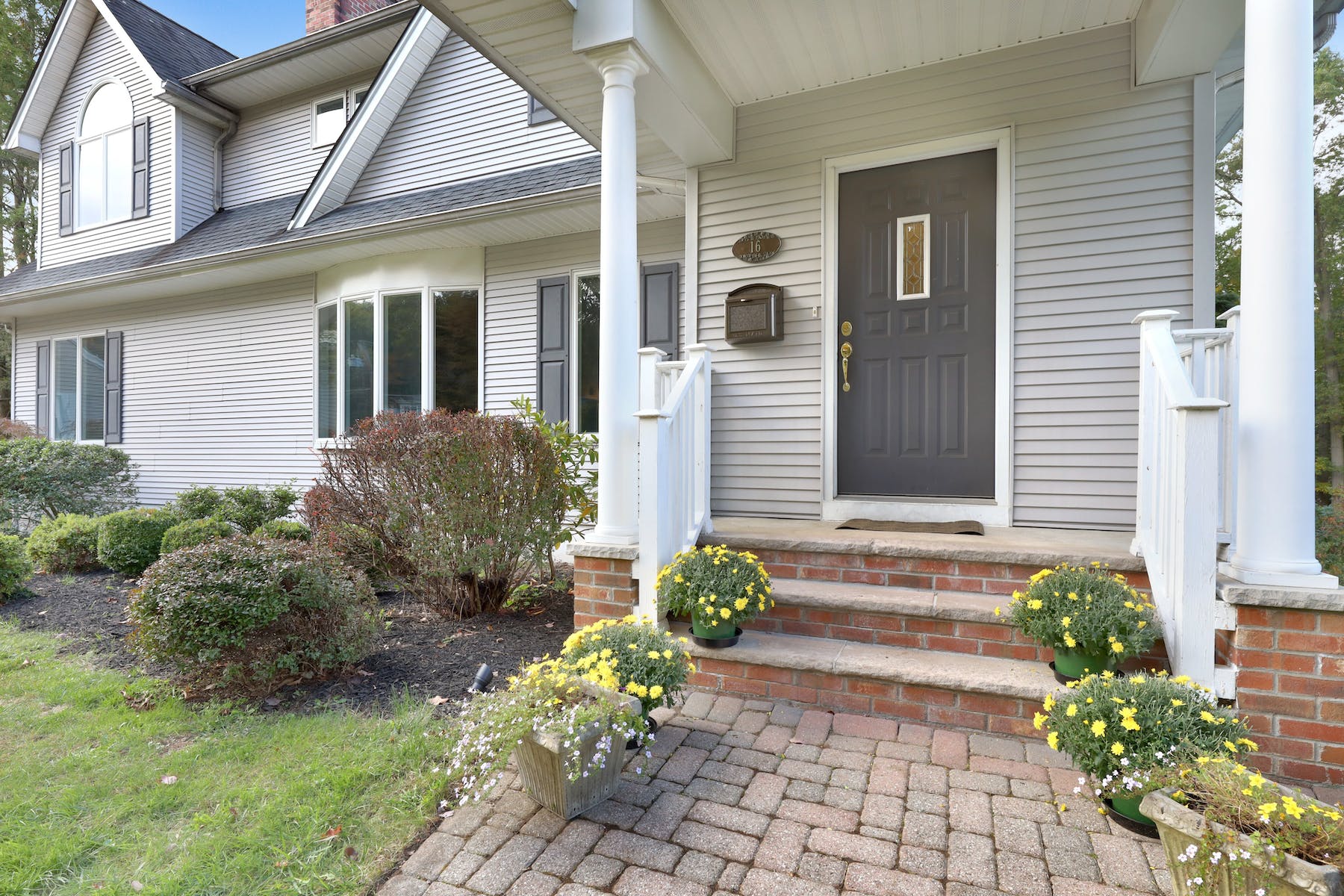 16 Wanamaker Avenue 