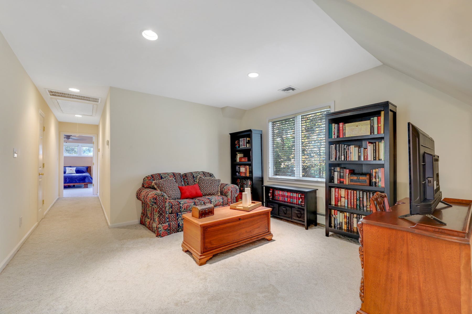16 Wanamaker Avenue 
