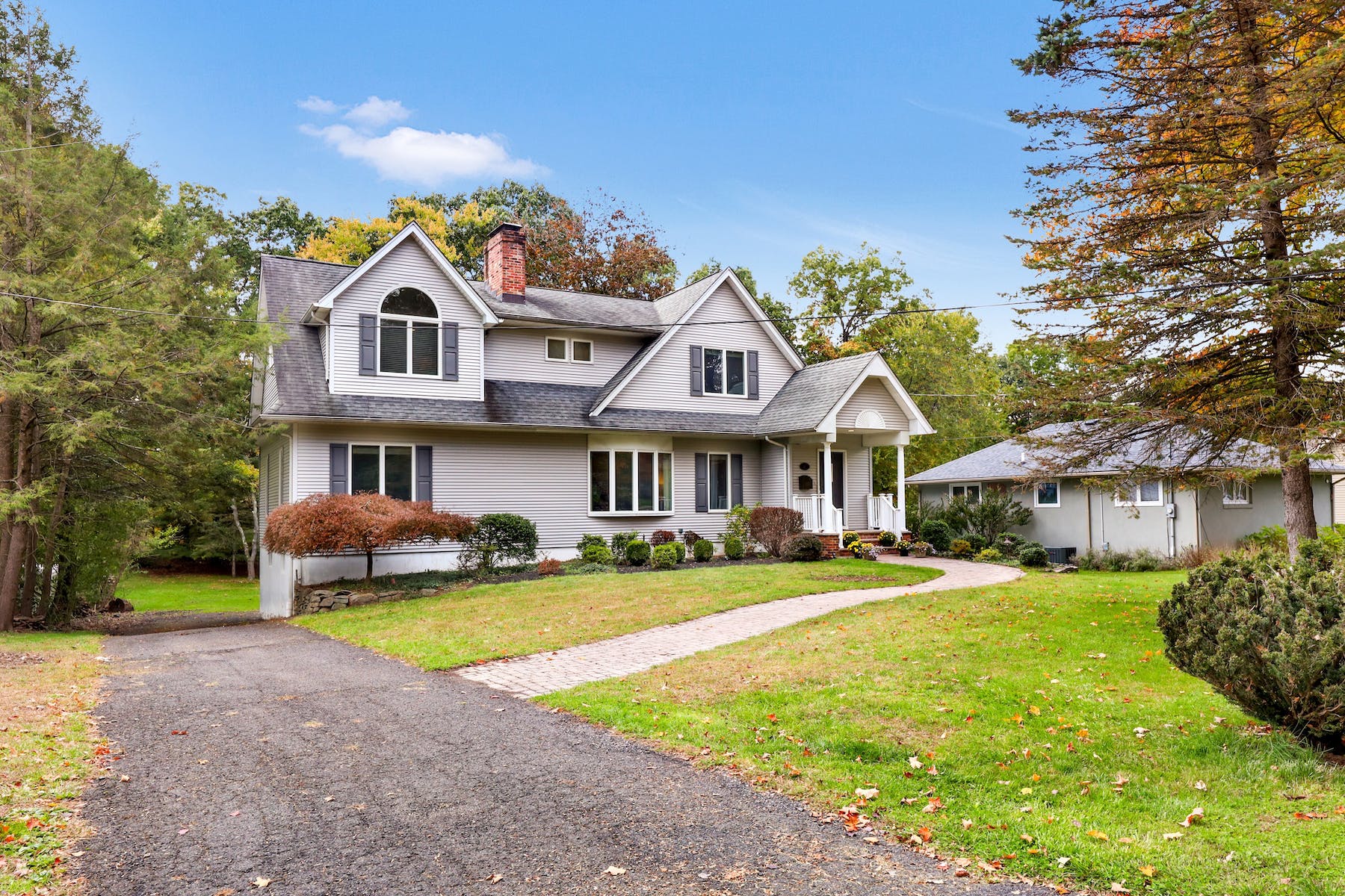 16 Wanamaker Avenue 